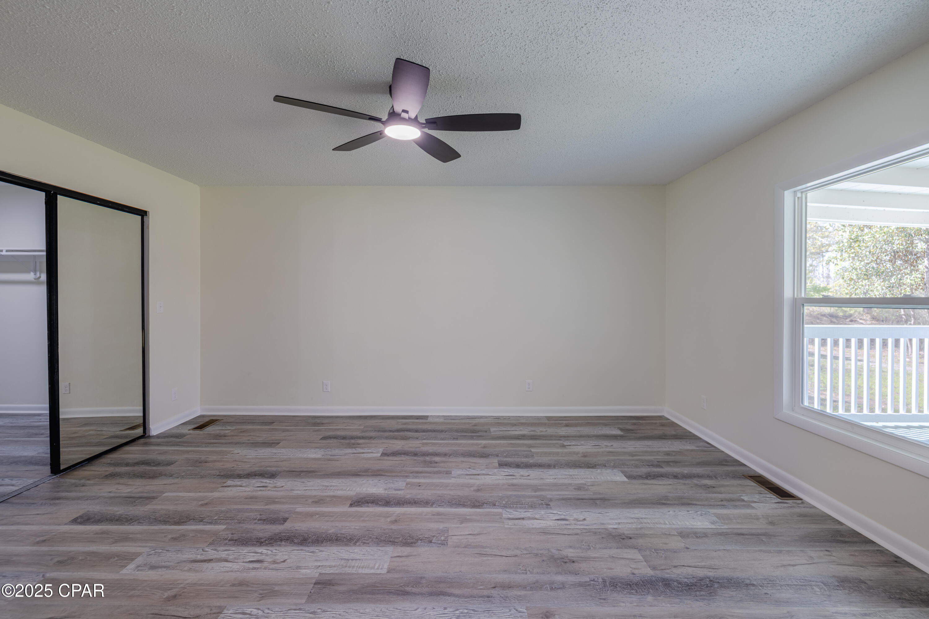 976 Daniel Drive, Alford, Florida image 27