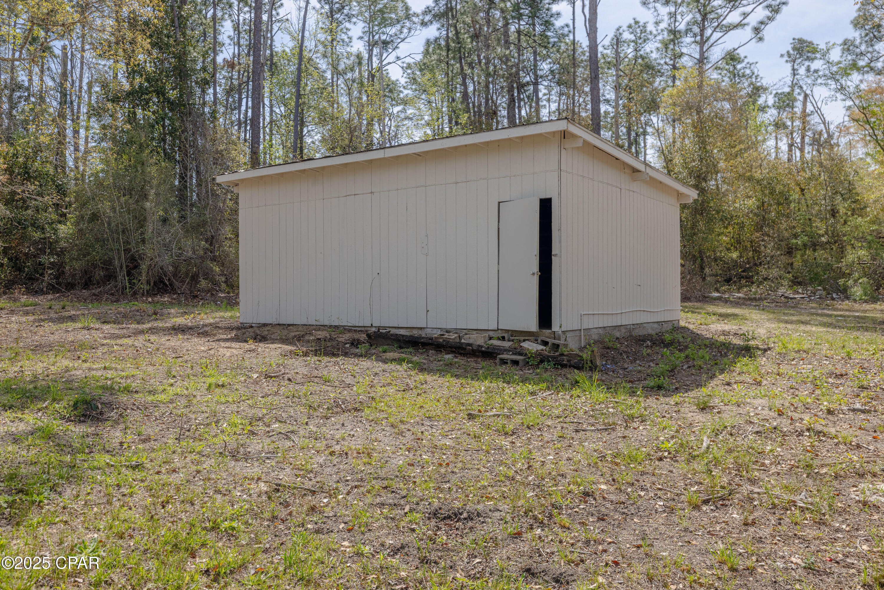 976 Daniel Drive, Alford, Florida image 47