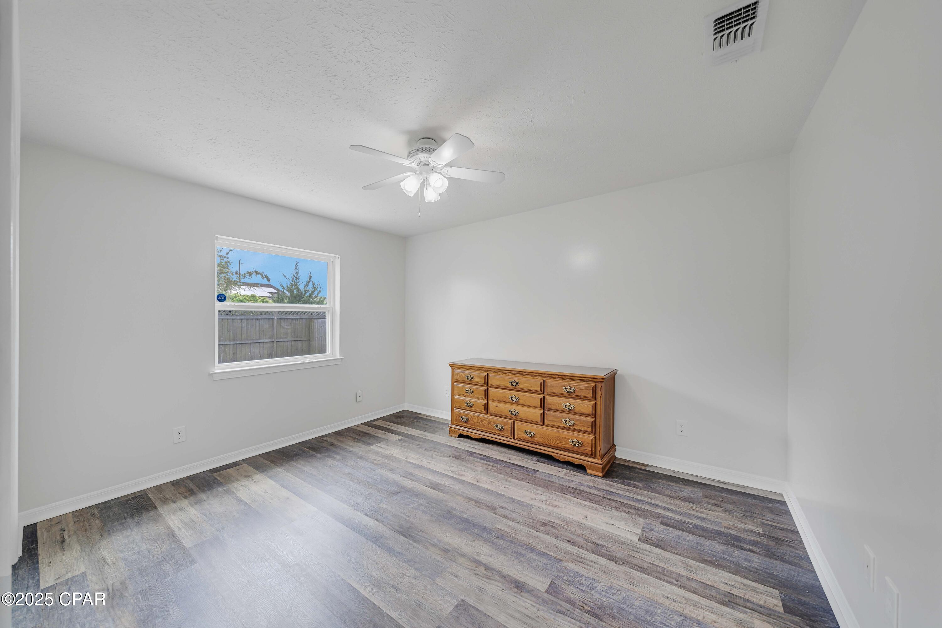 Image 23 For 130 Marin Drive
