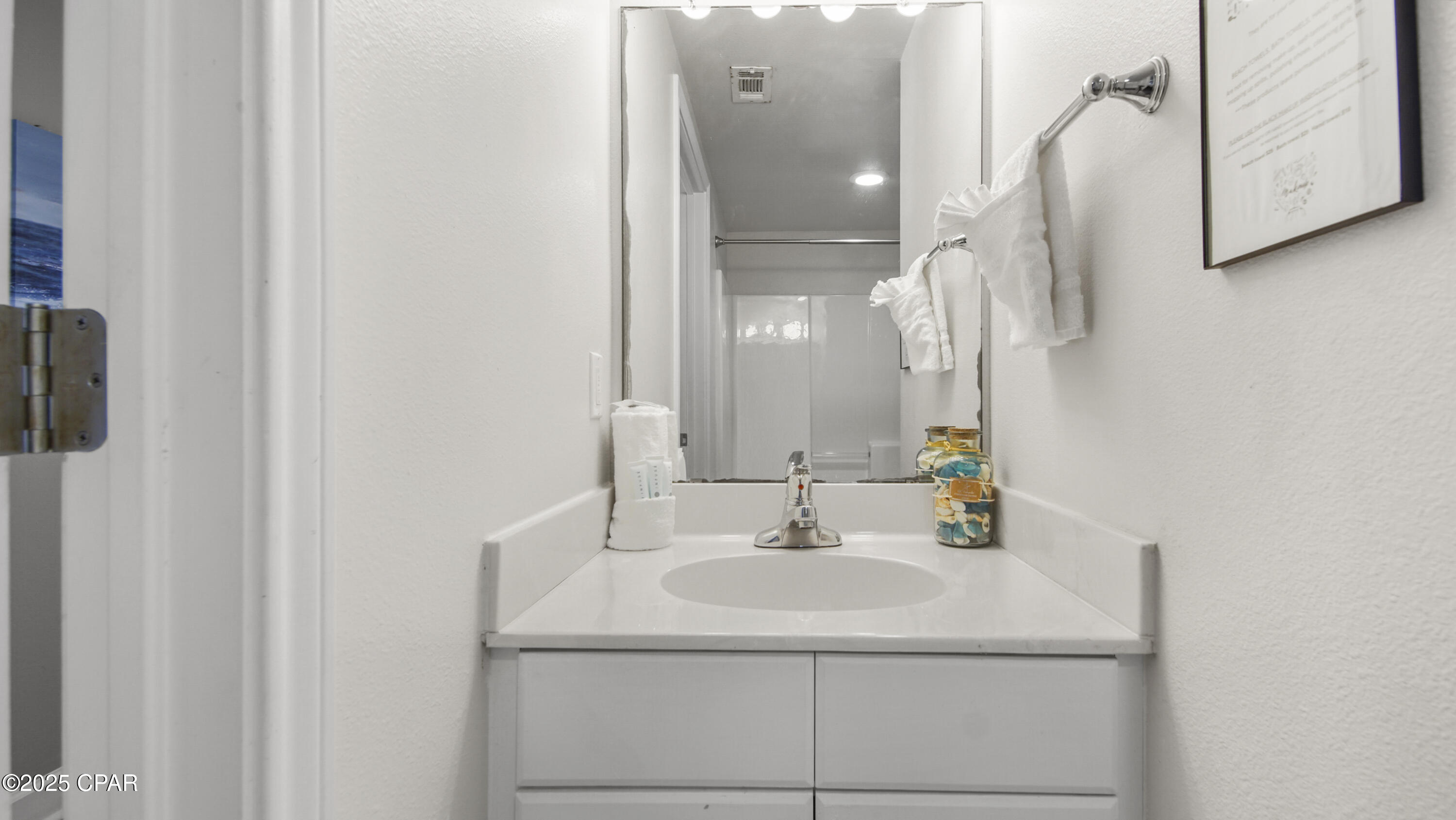 Image 13 For 9900 Thomas Drive 1719