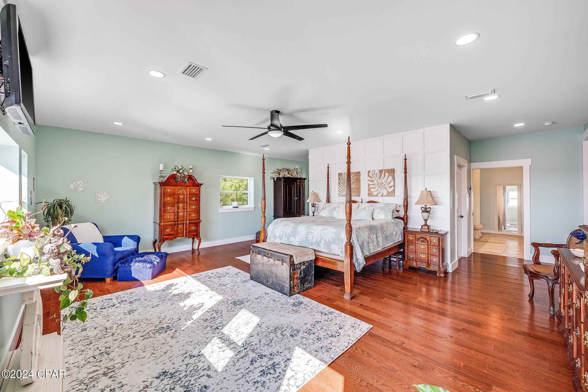 Listing photo id 26 for 12634 Piercy Road