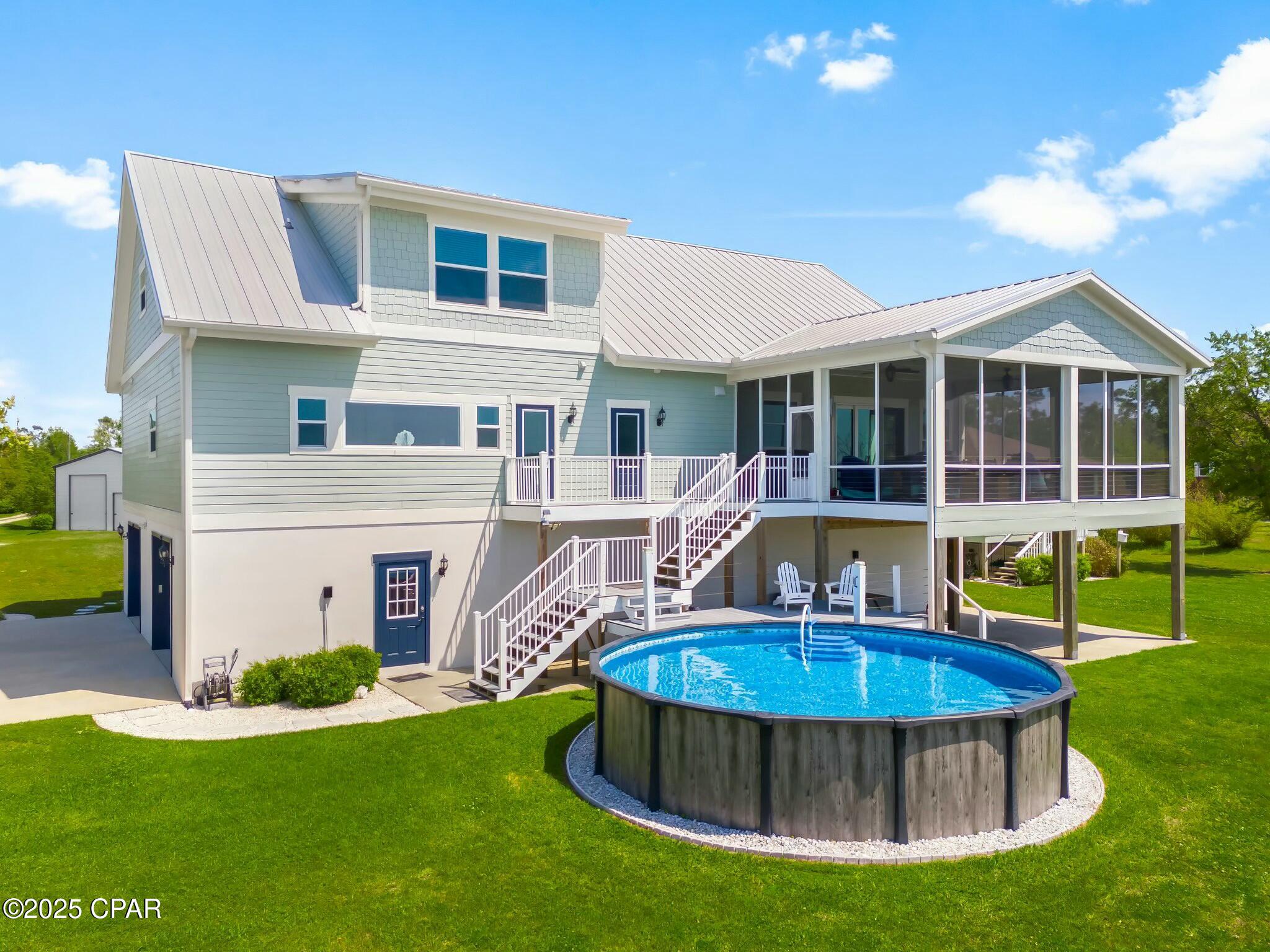 Listing photo id 96 for 12634 Piercy Road