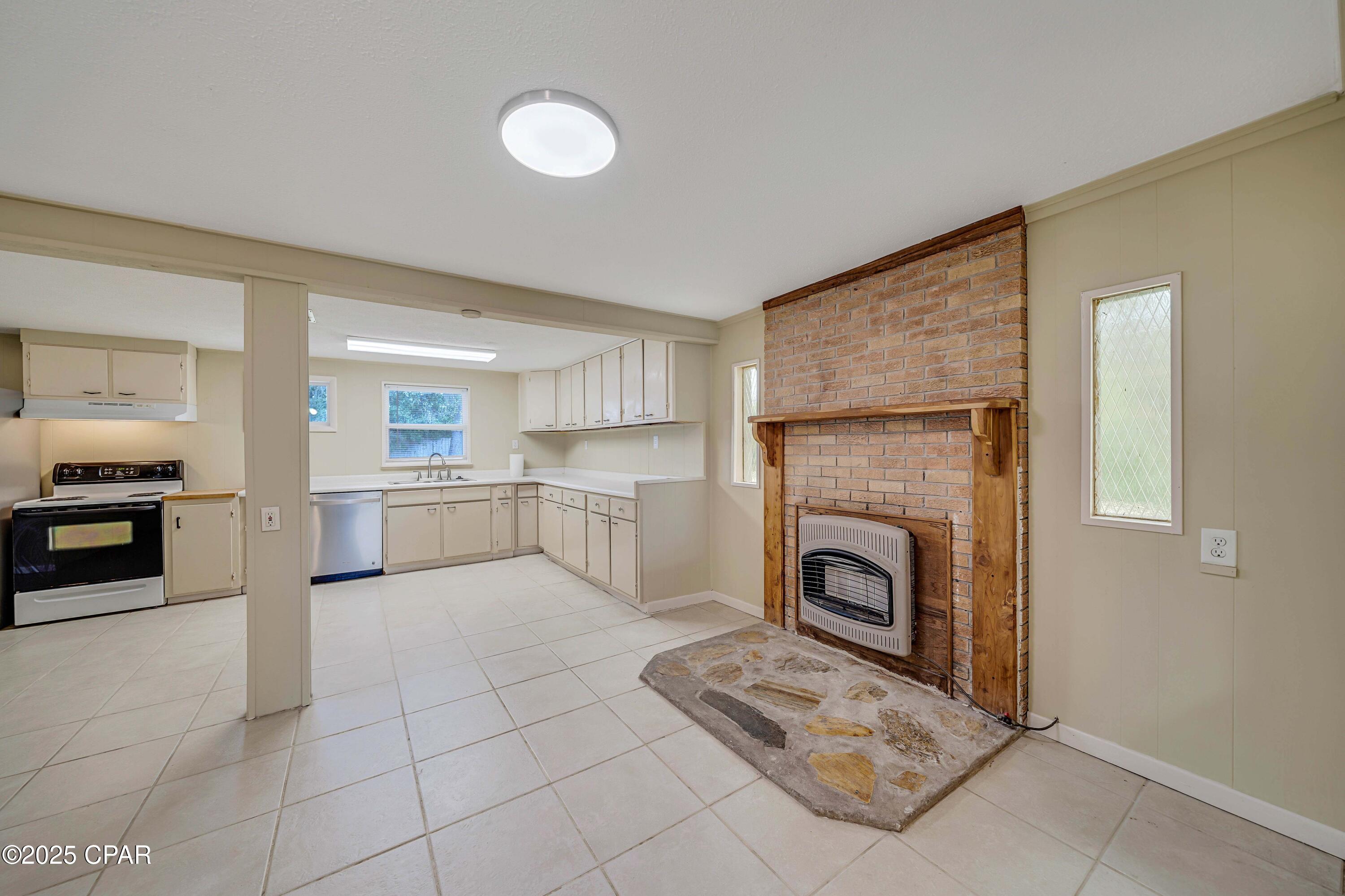 1017 Iowa Avenue, Lynn Haven, Florida image 12
