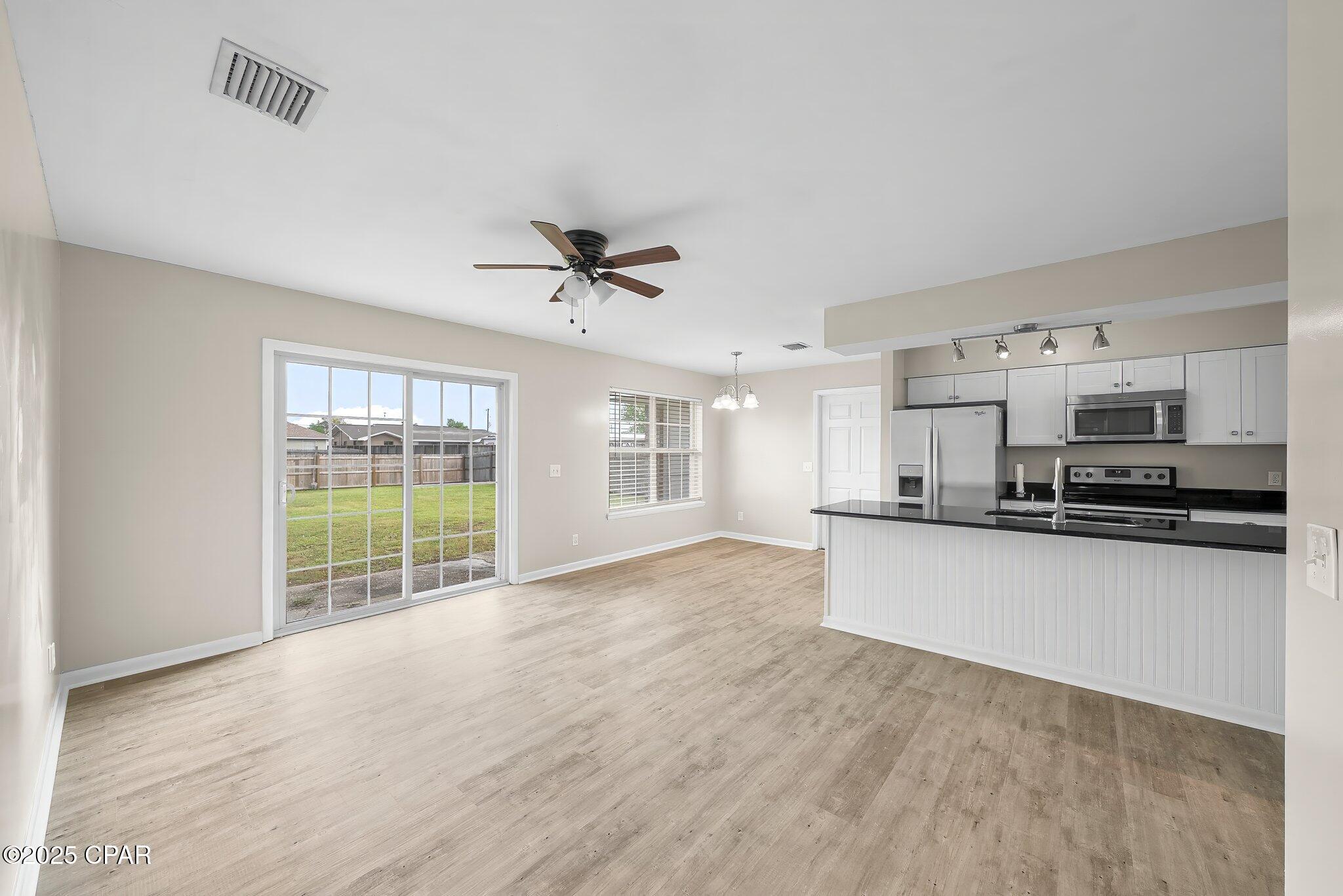 306 Lynnwood Lane, Lynn Haven, Florida image 7