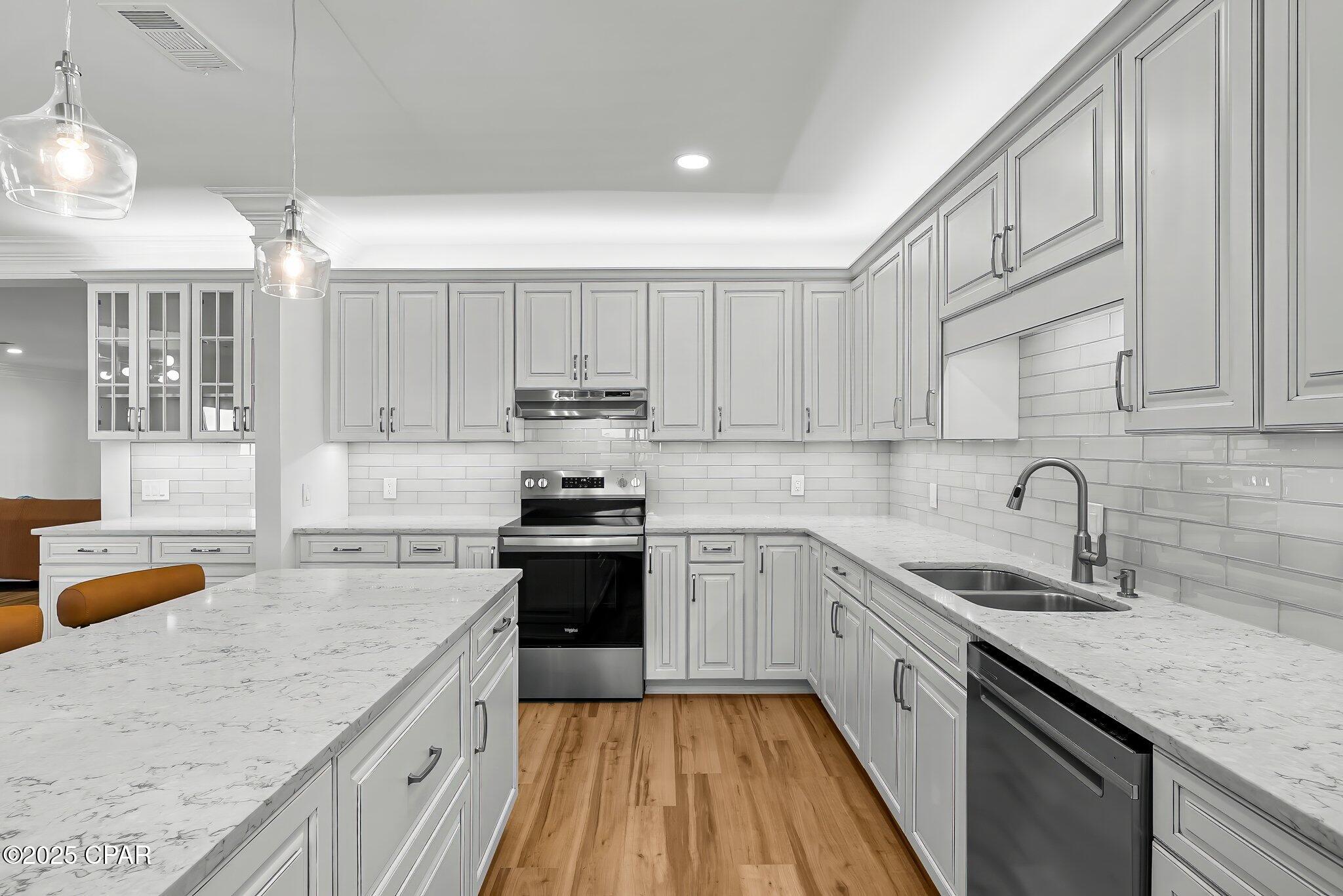 Image 23 For 5801 Thomas Drive 1414