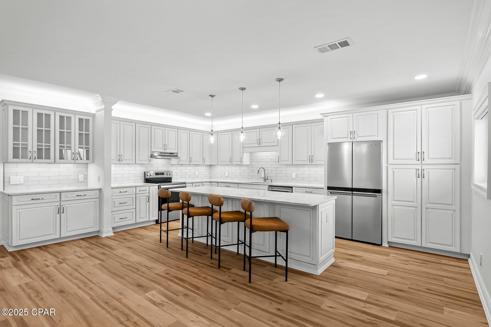 Image 5 For 5801 Thomas Drive 1414