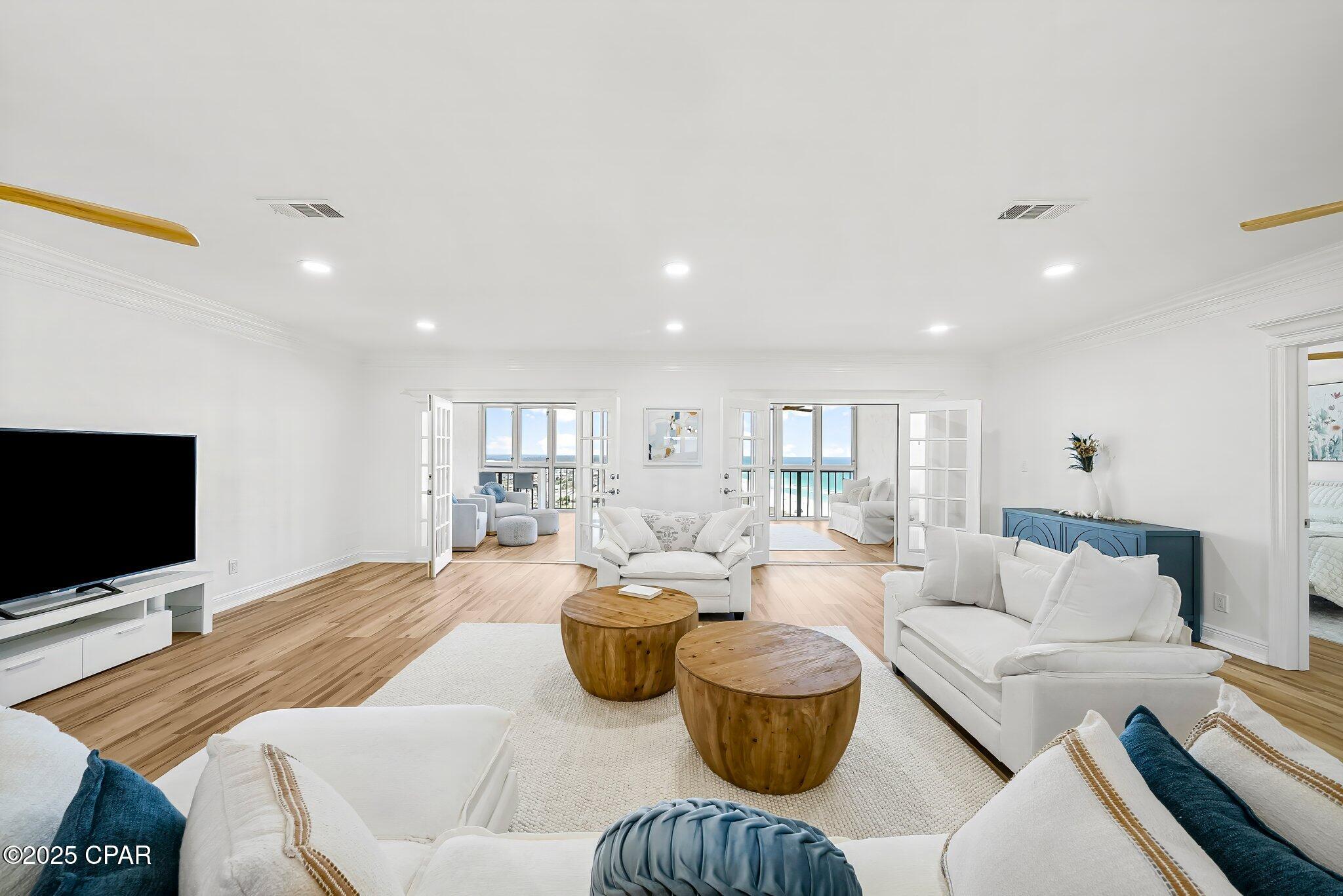 Image 8 For 5801 Thomas Drive 1414
