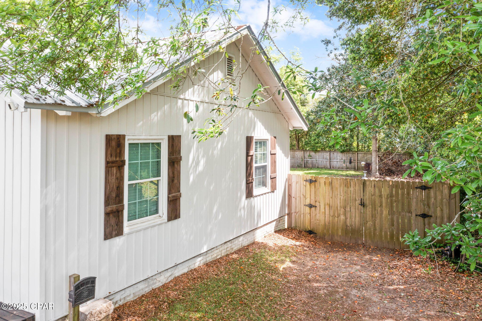 643 5th Street, Chipley, Florida image 21
