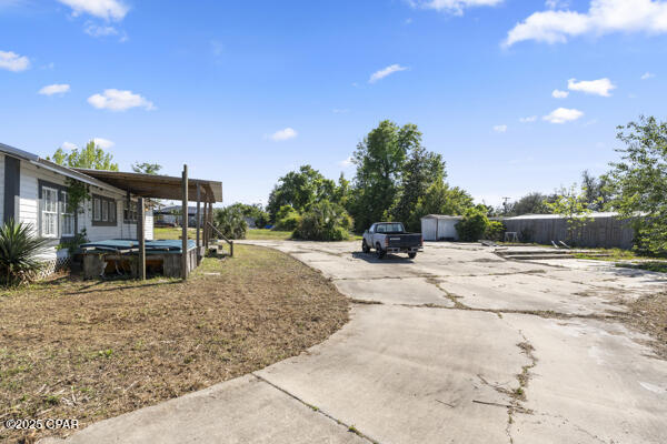 Image 7 For 325 Gray Avenue