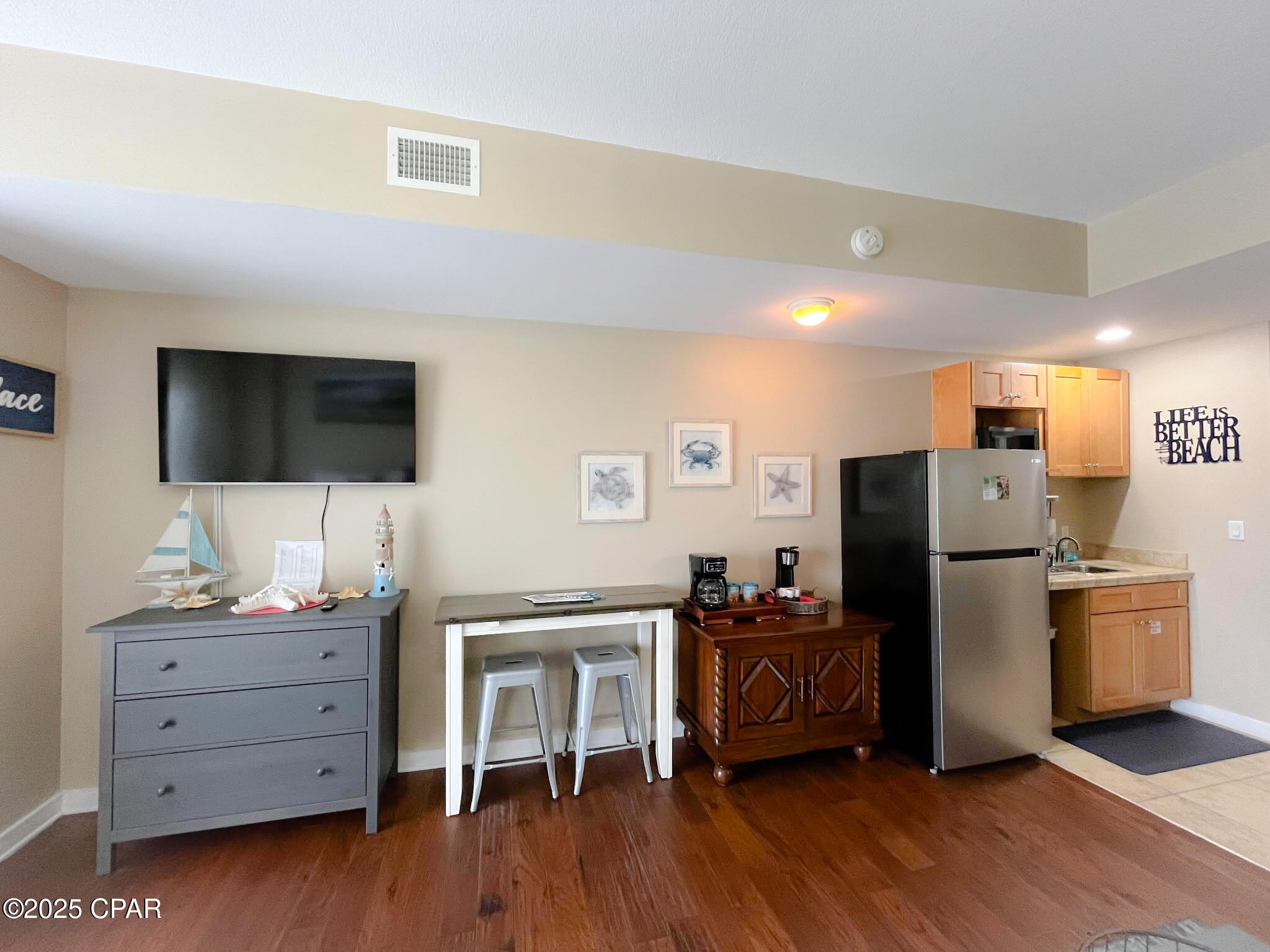 Image 3 For 15100 Front Beach Road 525