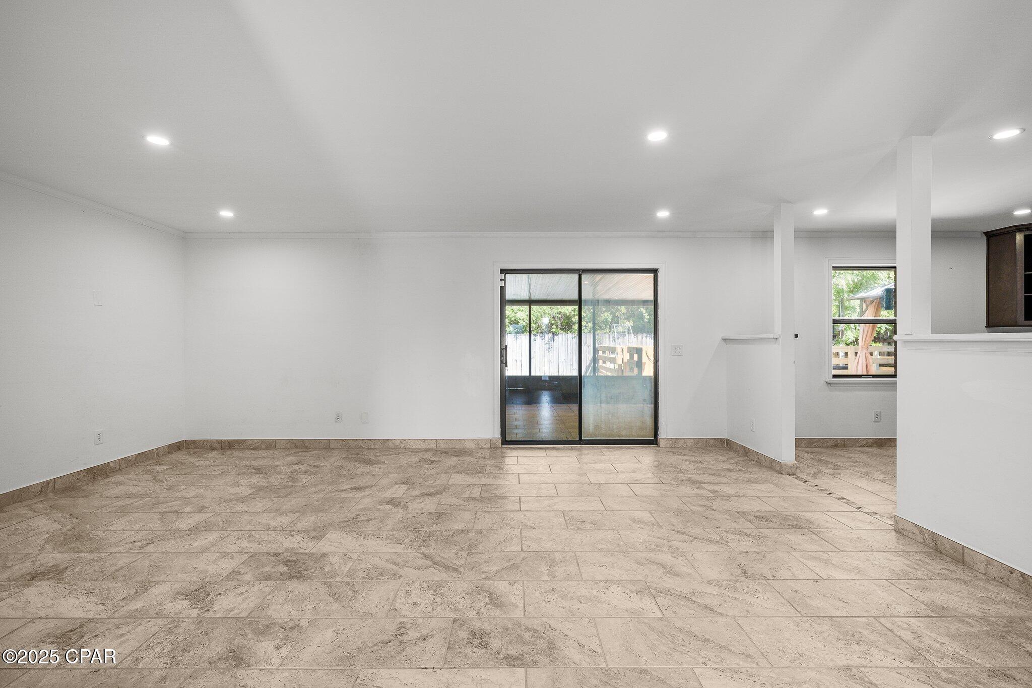 2745 Ravenwood Court, Lynn Haven, Florida image 5