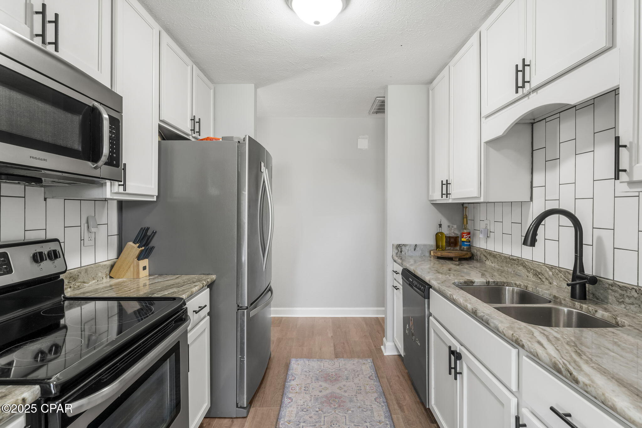 Image 10 For 13006 Petunia Street