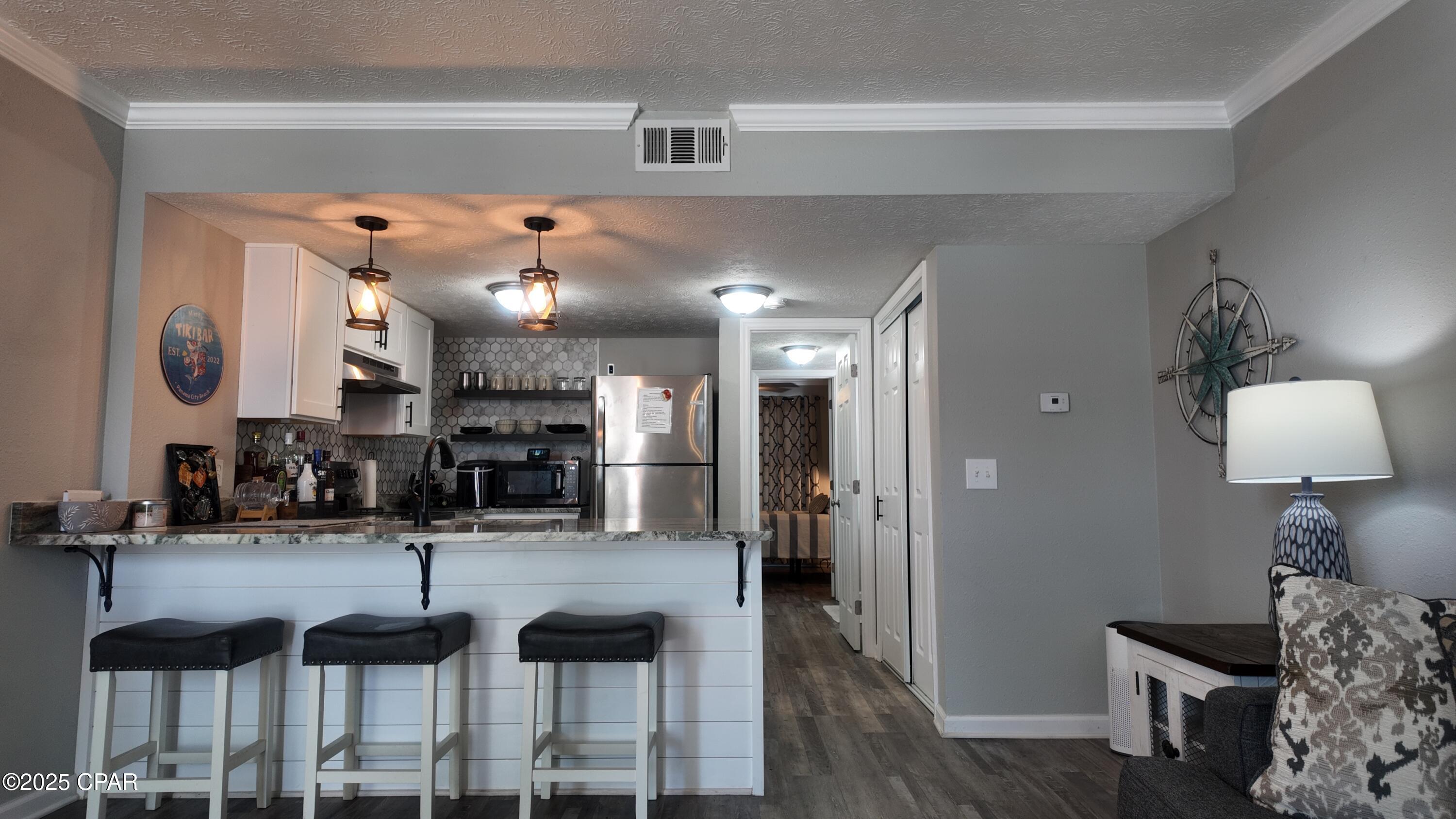 Image 10 For 3614 Tiki Drive 411