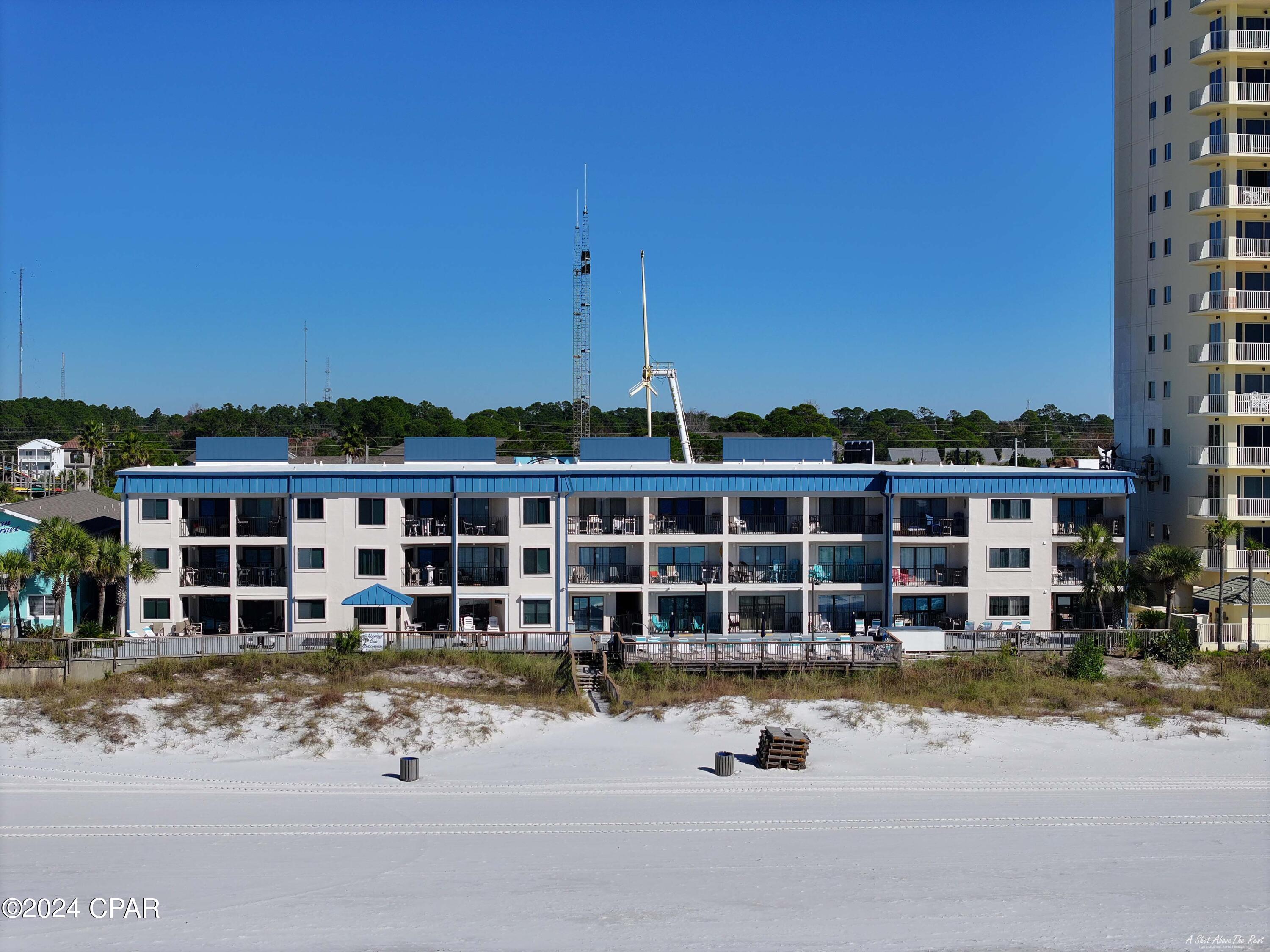 8610 Surf Drive 306