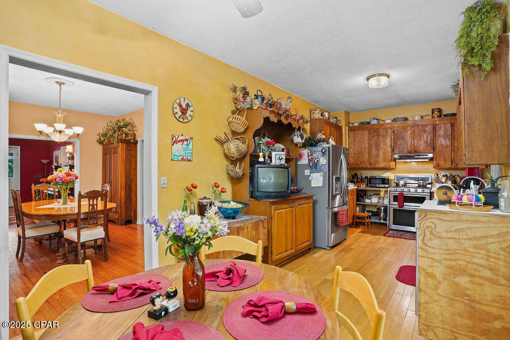 1324 Coggin Avenue, Chipley, Florida image 13