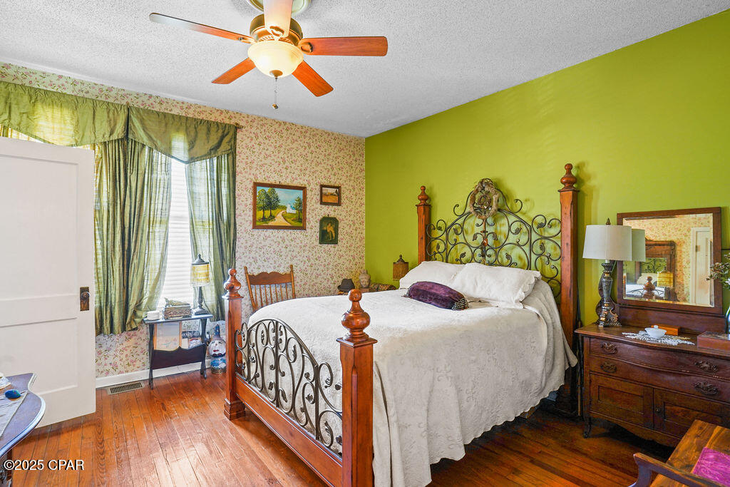 Image 22 For 1324 Coggin Avenue