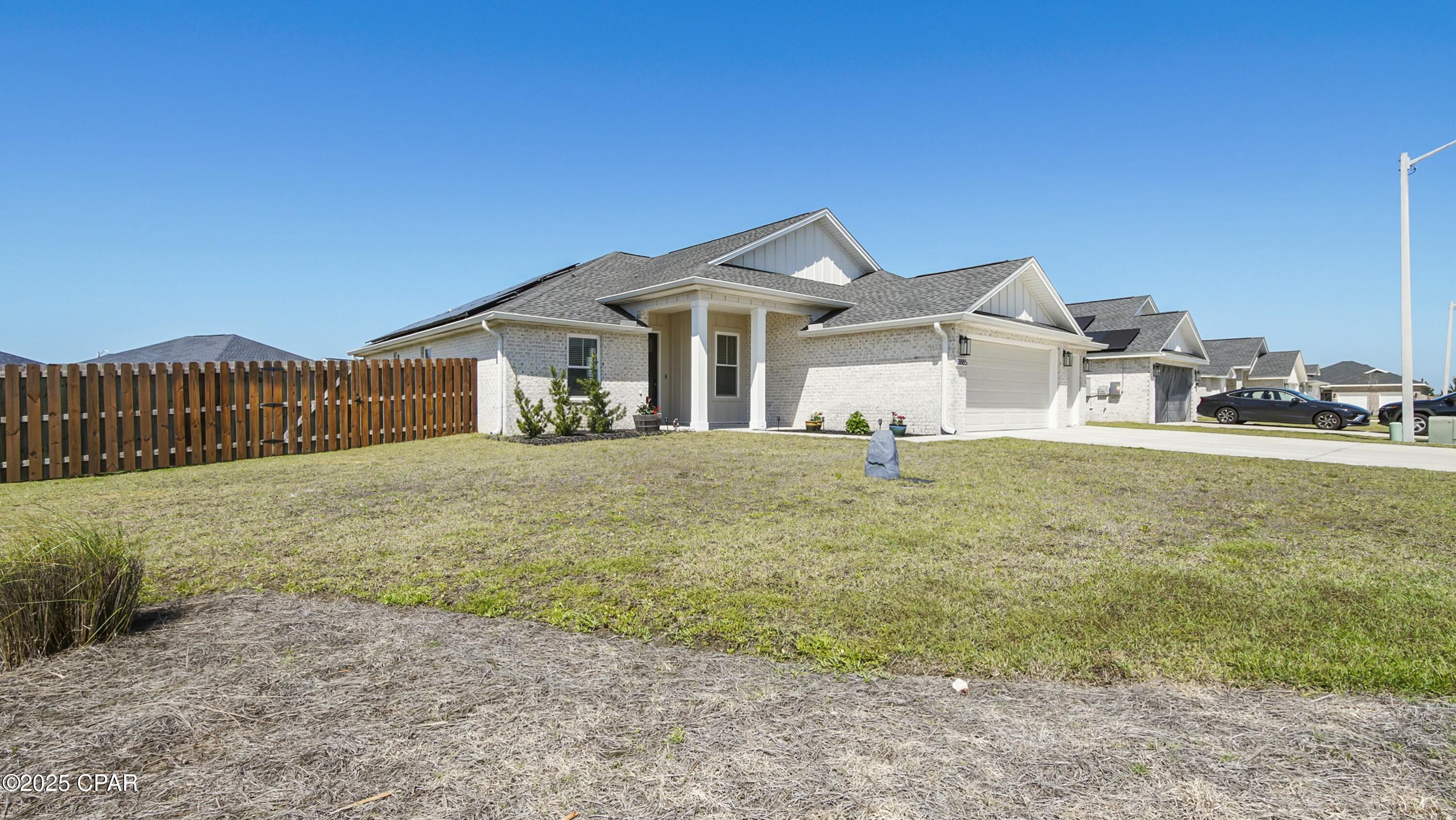 Image 3 For 3885 Heartwood Street
