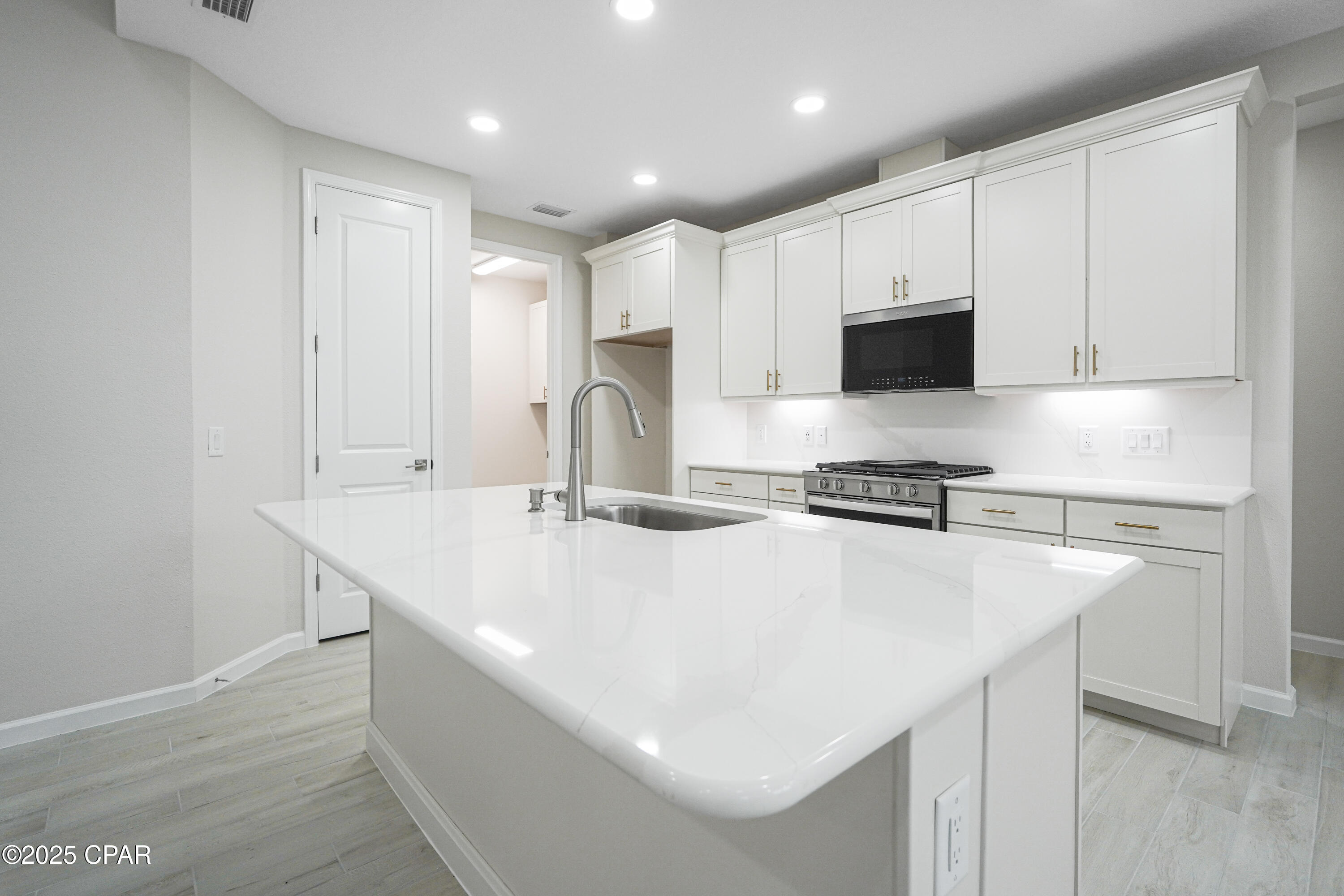 8814 Attitude Avenue, Panama City Beach, Florida image 3