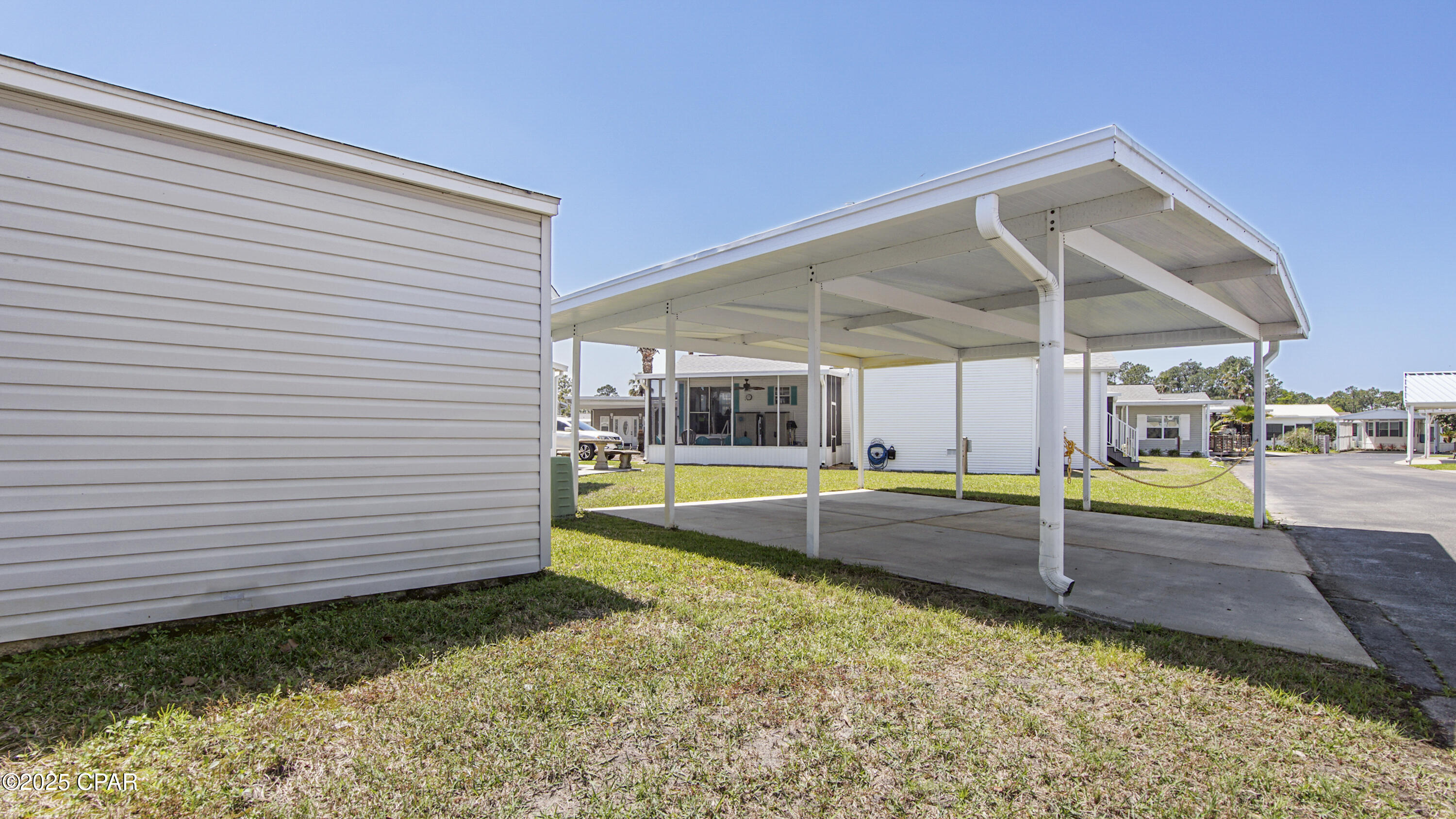 Image 7 For 1219 Thomas Drive 129
