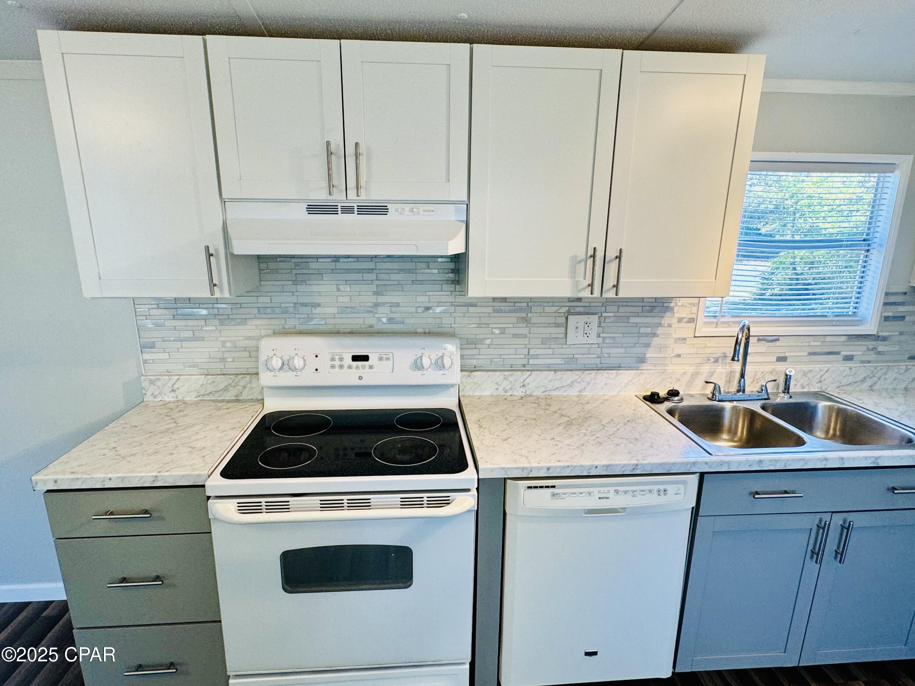 Image 10 For 603 Live Oak Lane