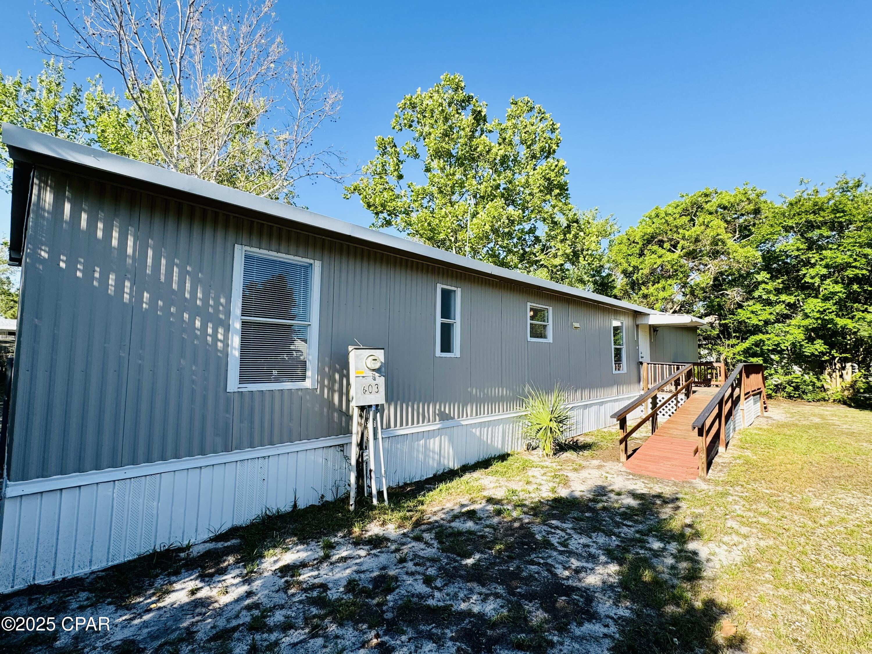 Image 3 For 603 Live Oak Lane