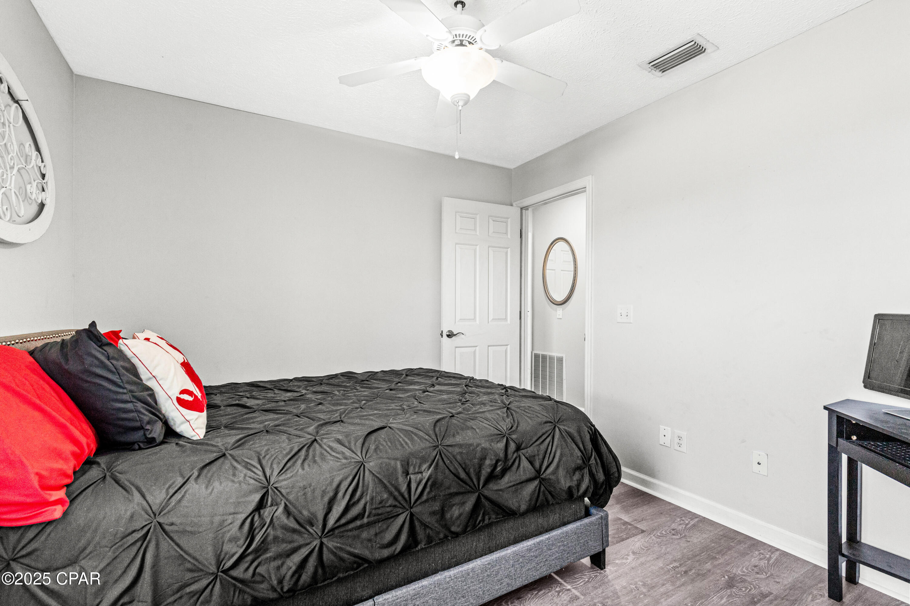 Image 19 For 430 Brady Way