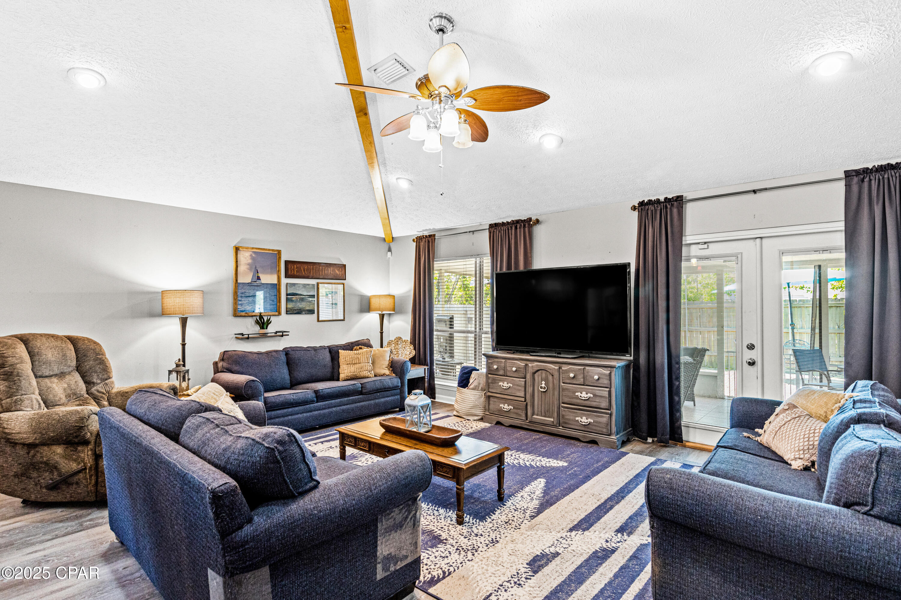 Image 4 For 430 Brady Way