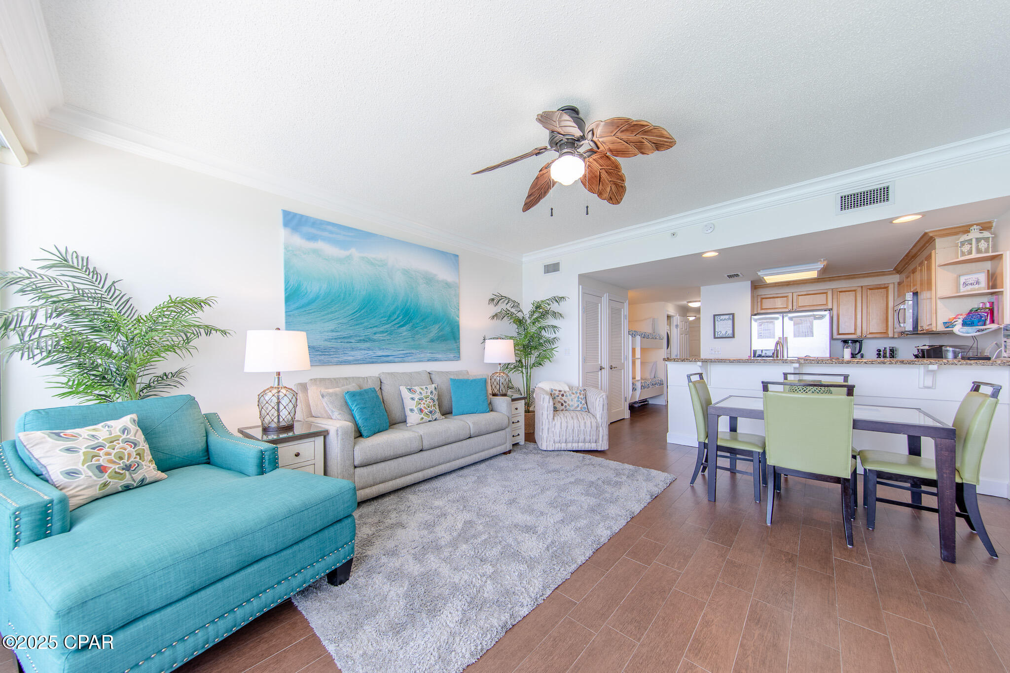 Image 10 For 9450 Thomas Drive 2205d