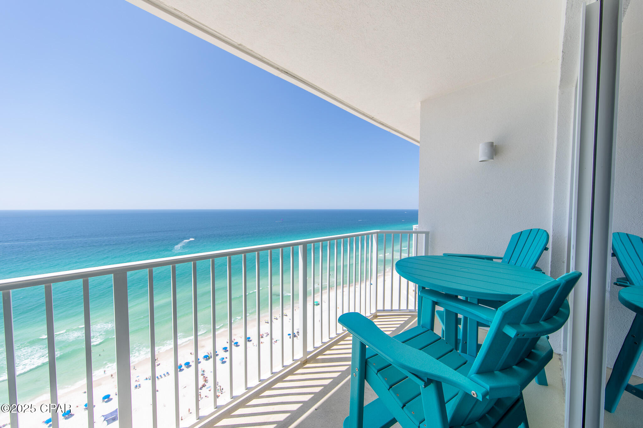 Image 8 For 9450 Thomas Drive 2205d