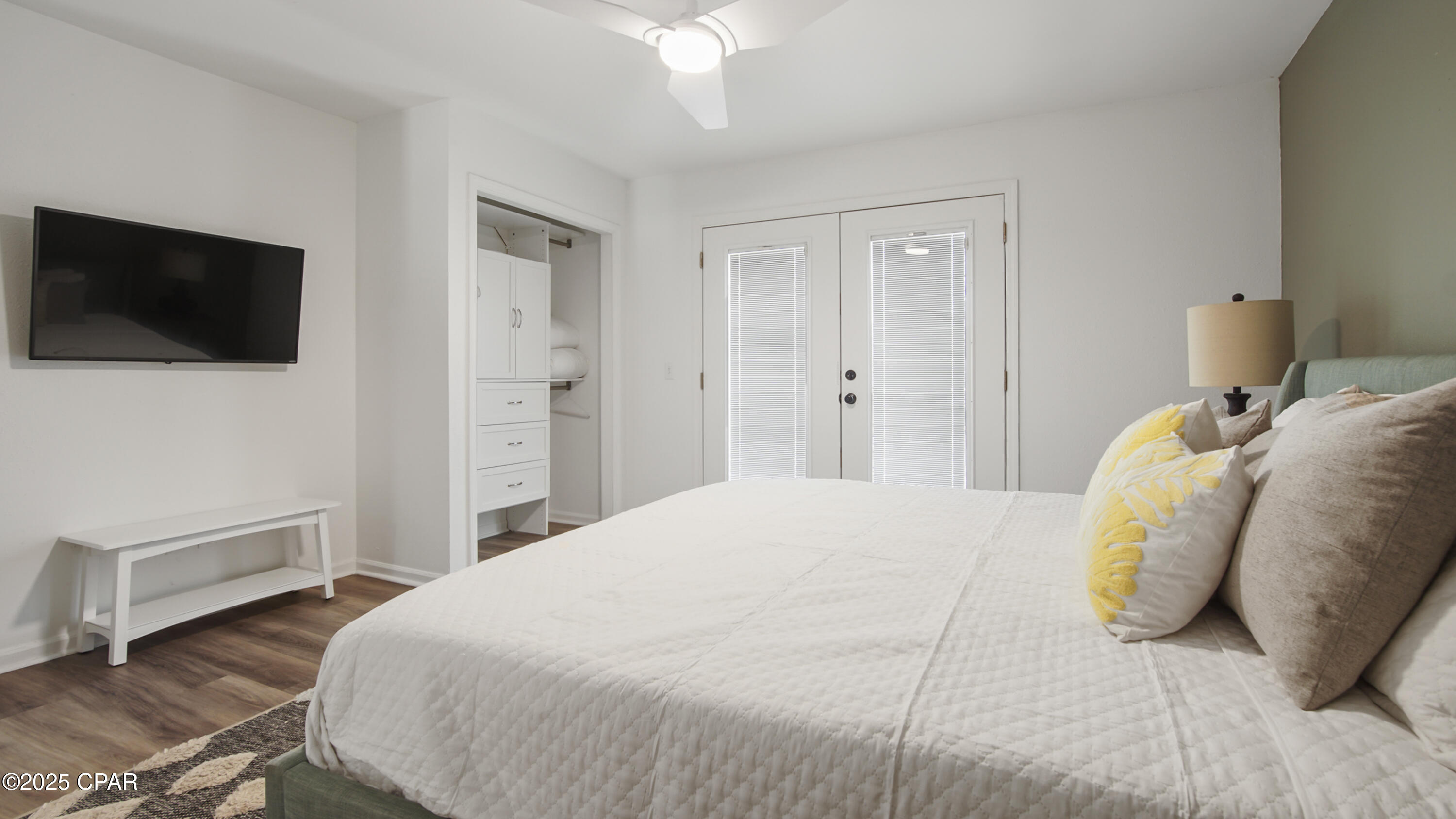 Image 33 For 22522 Front Beach Road O