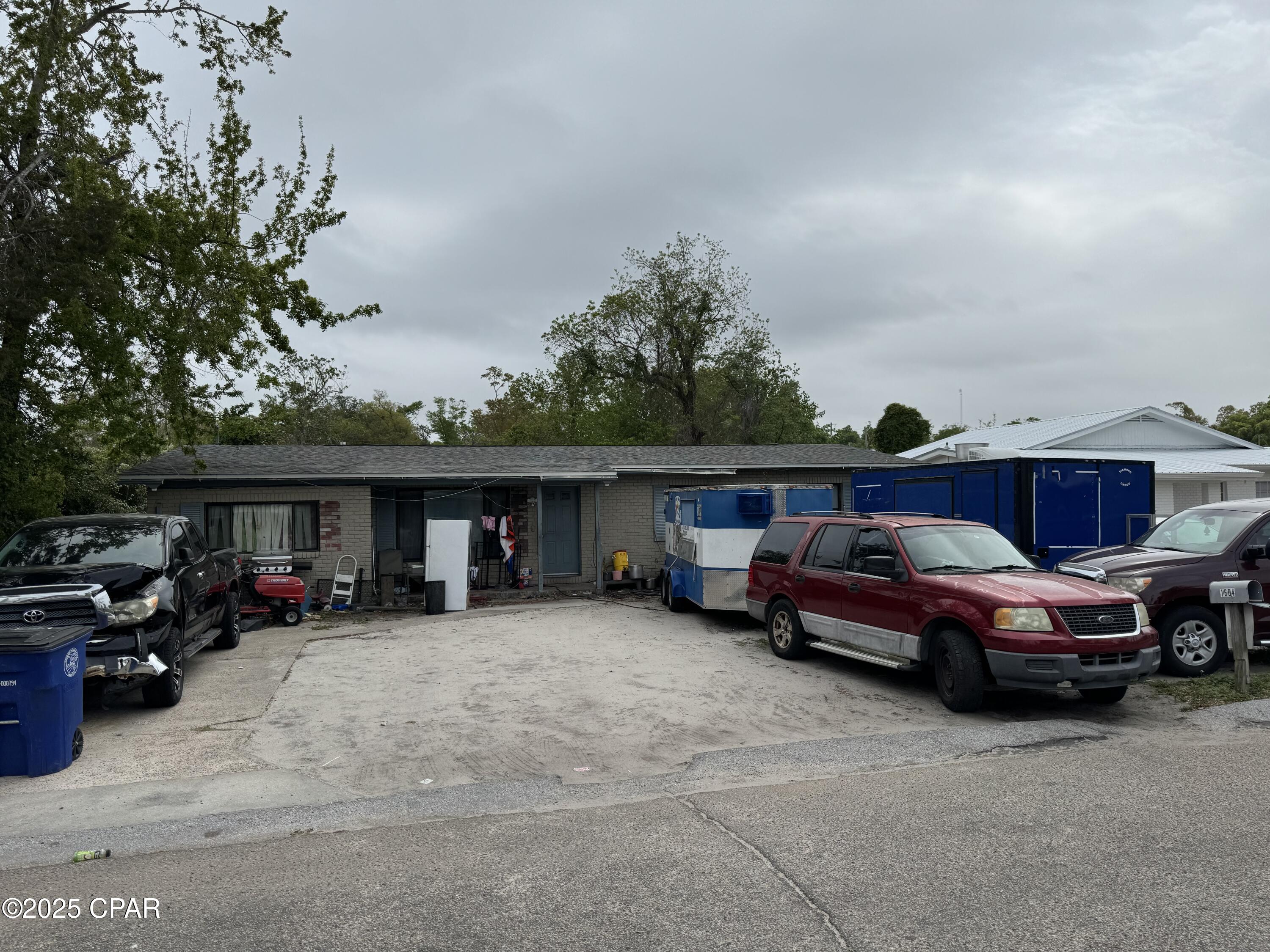 Image 1 For 1604 Clay Avenue