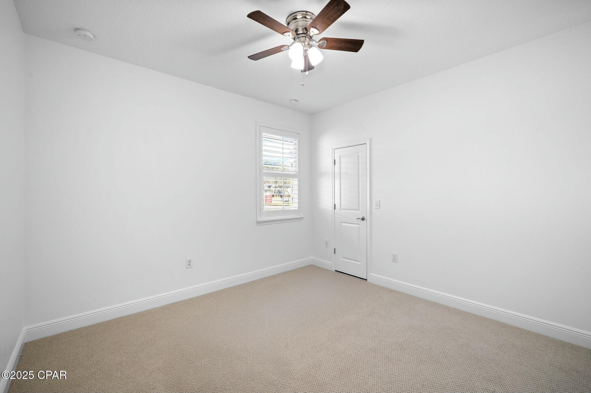 Image 37 For 306 Symphony Way