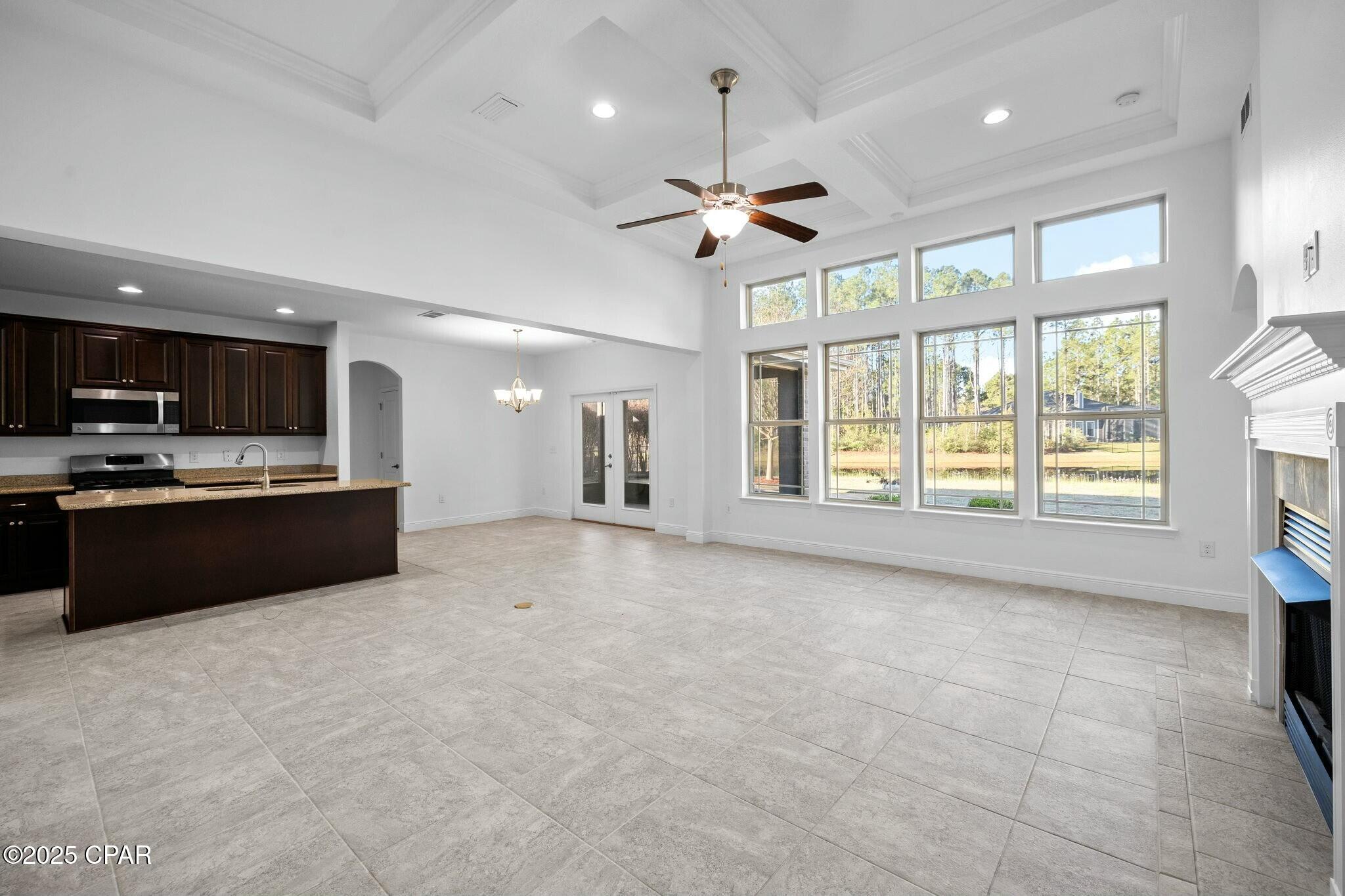 Listing photo id 40 for 306 Symphony Way
