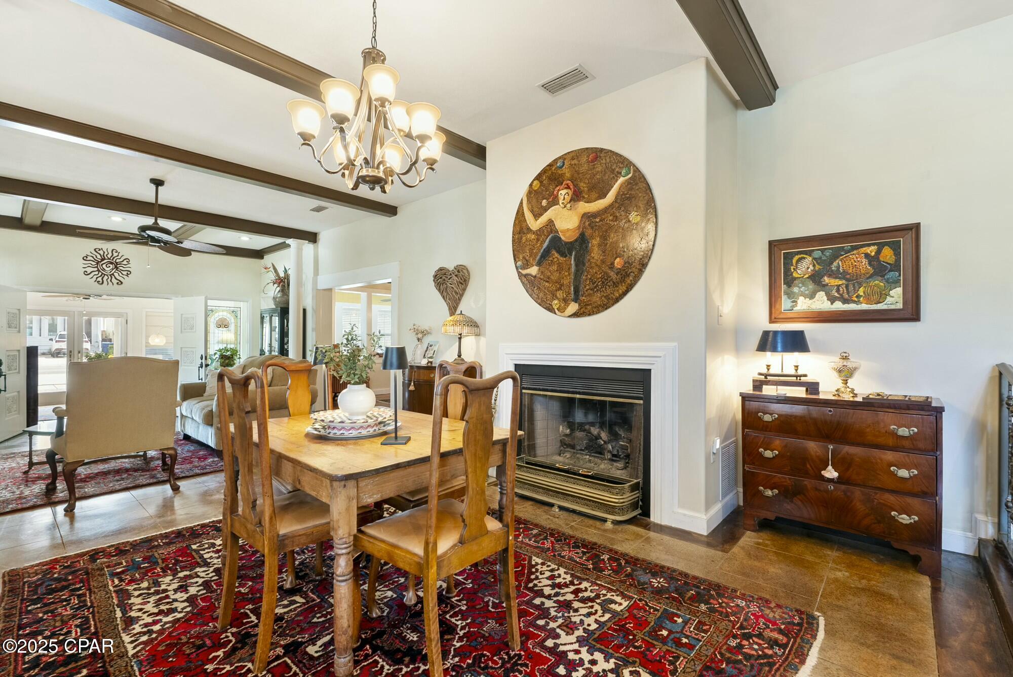 Listing photo id 21 for 20304 Front Beach Road