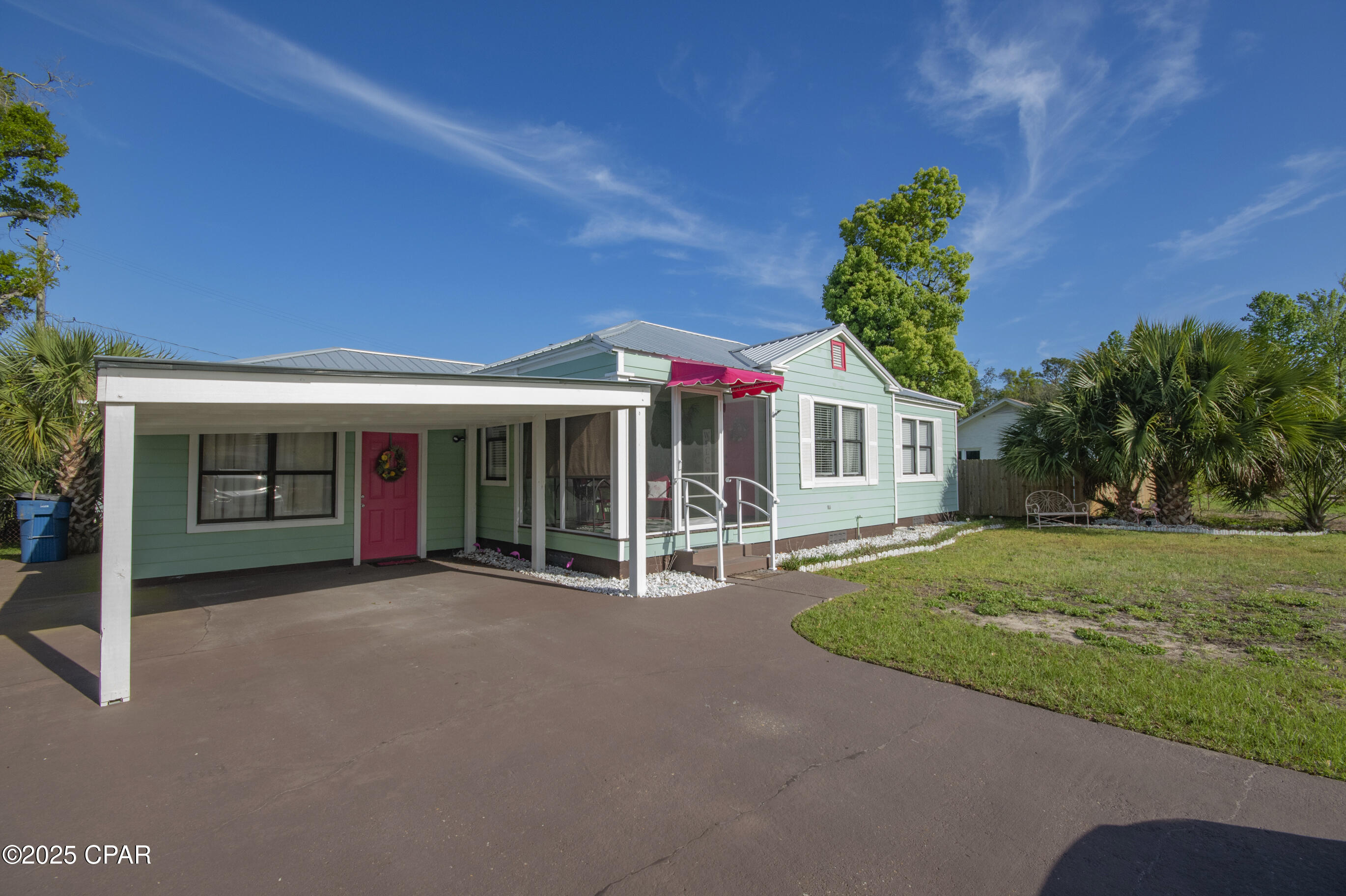 106 N Cove Boulevard, Panama City, Florida image 1
