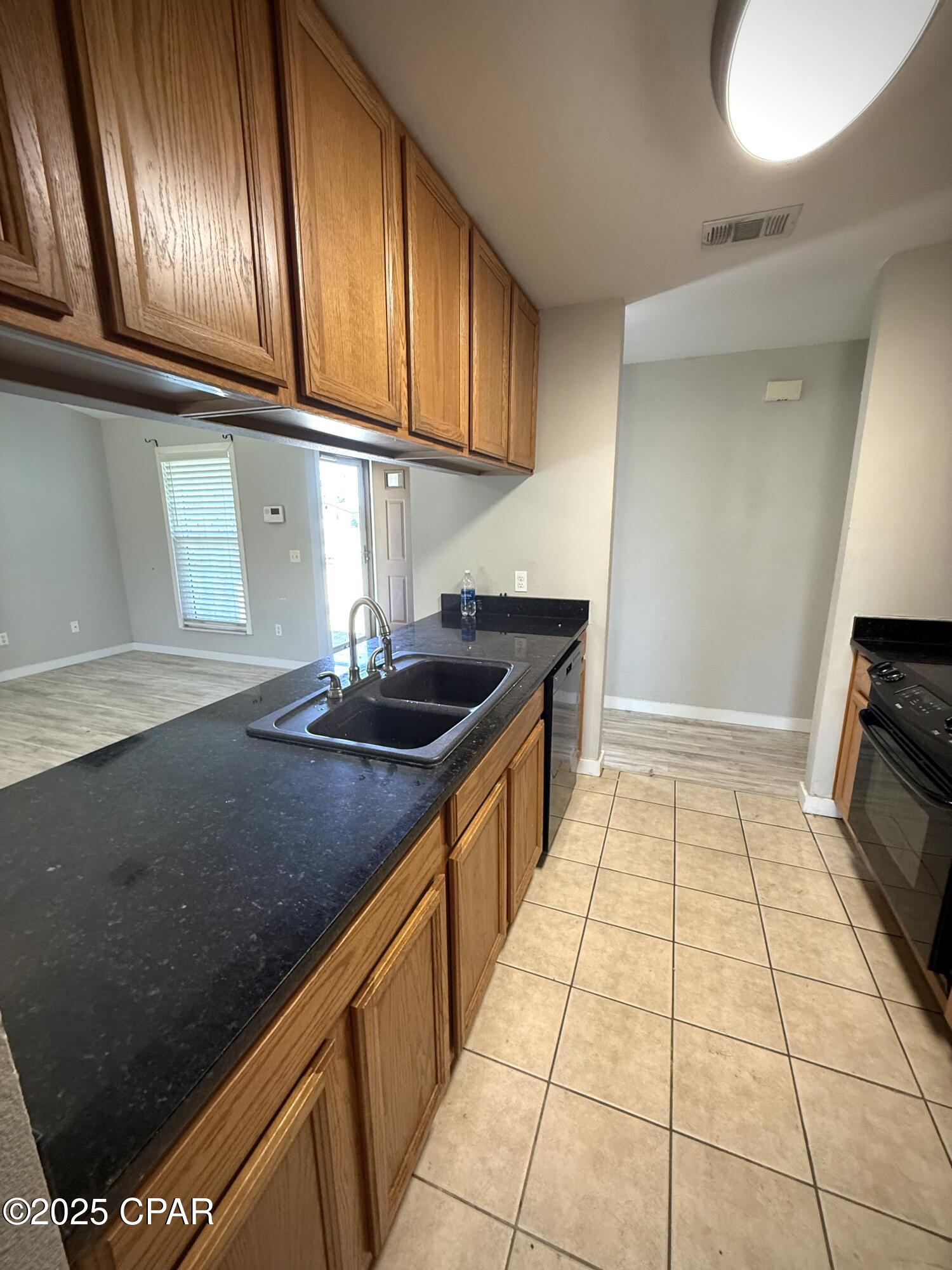 Image 9 For 1421 Berthe Avenue