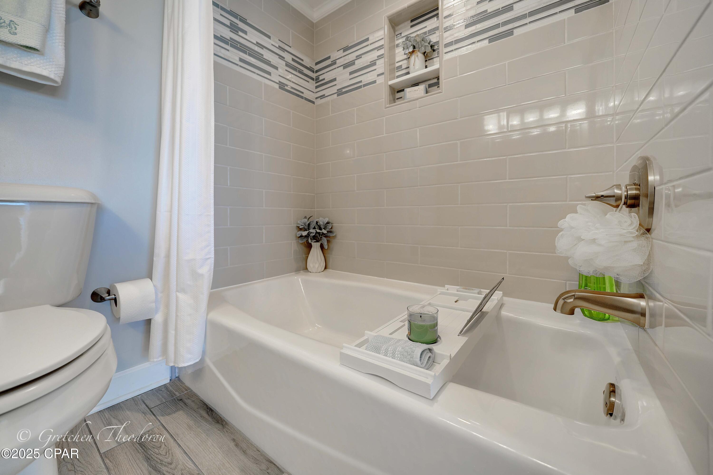 Image 38 For 4715 Thomas Drive 1106d