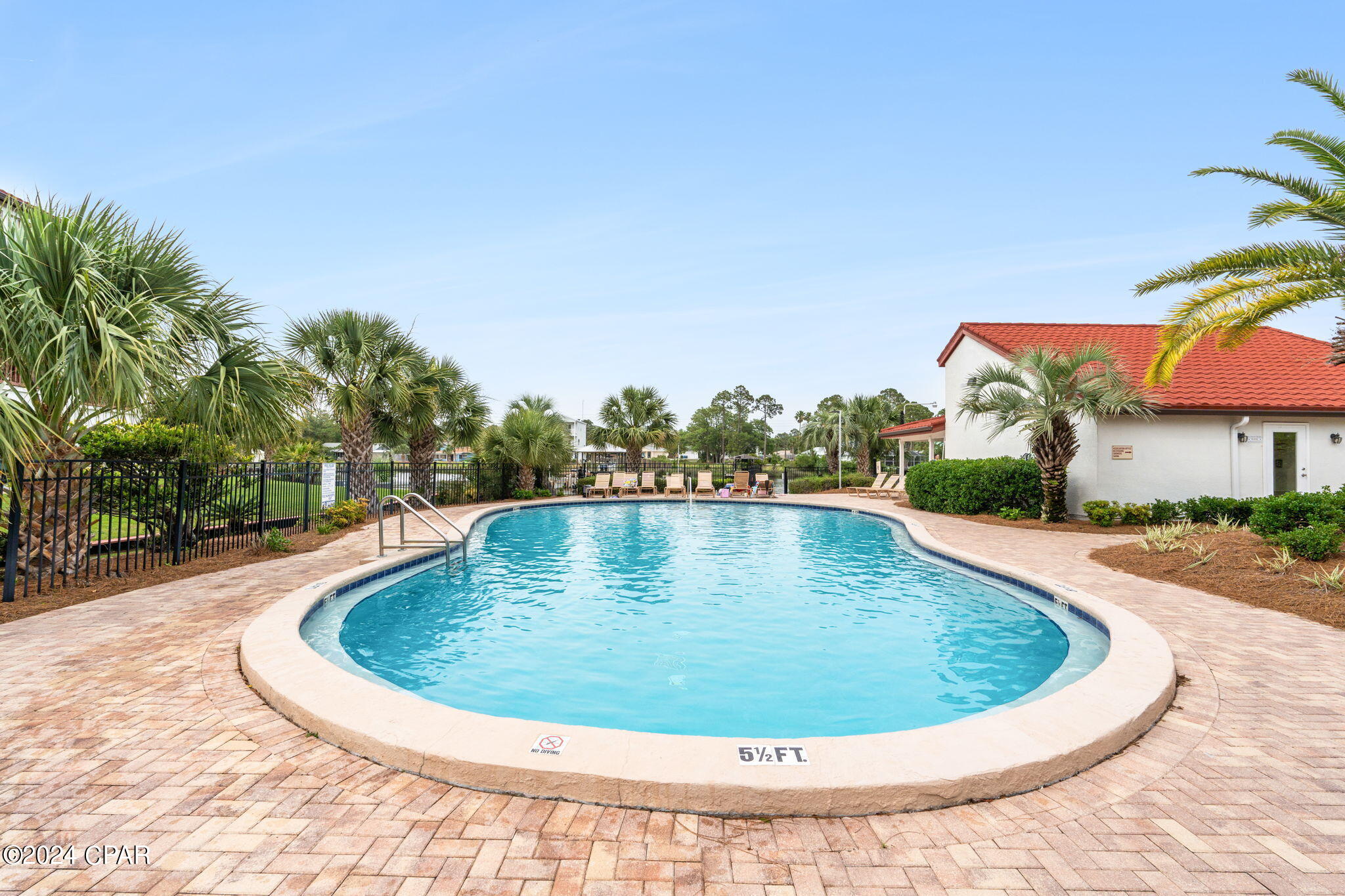 Image 23 For 8730 Thomas Drive 1311 C
