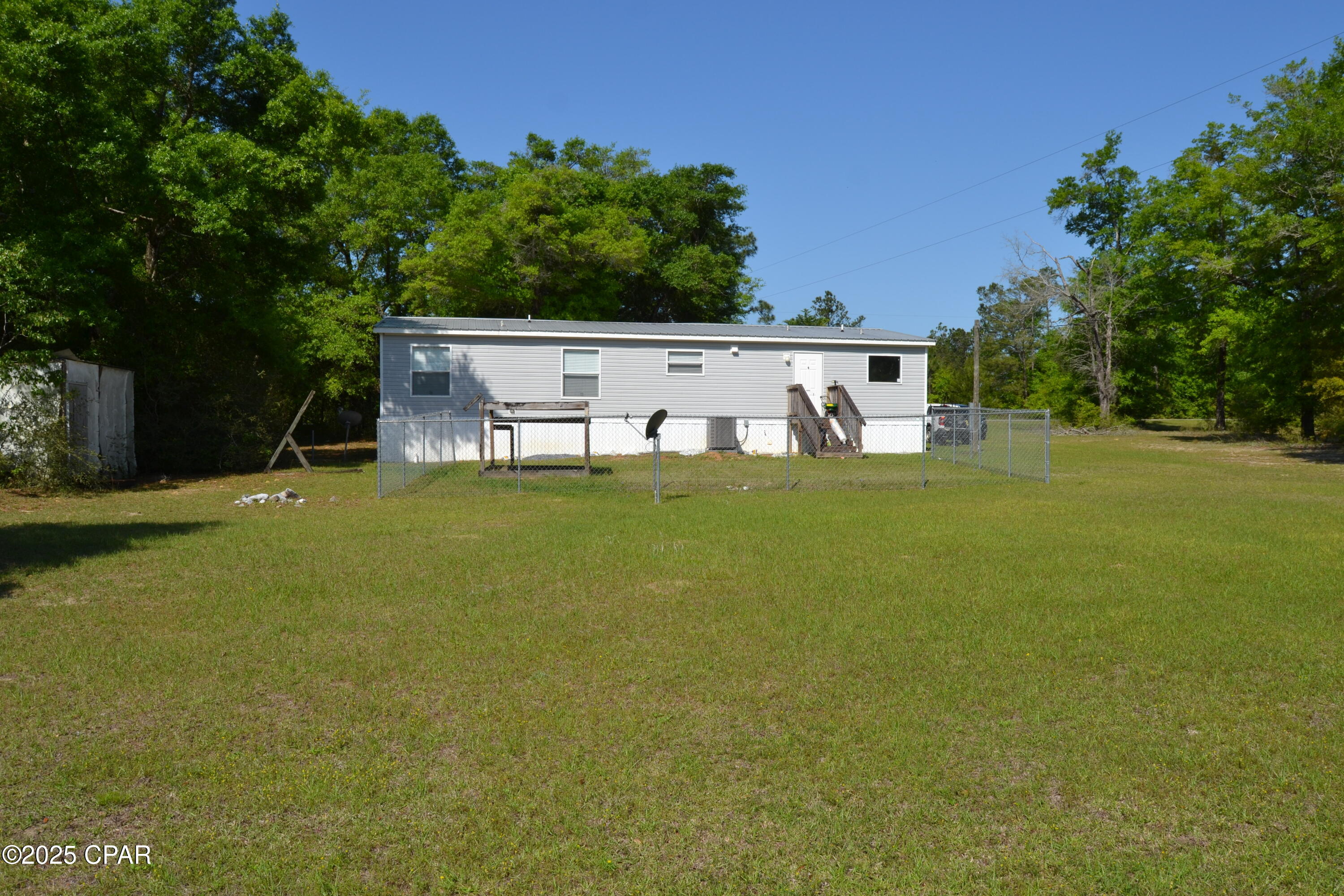214 Lakepoint Road, Alford, Florida image 23