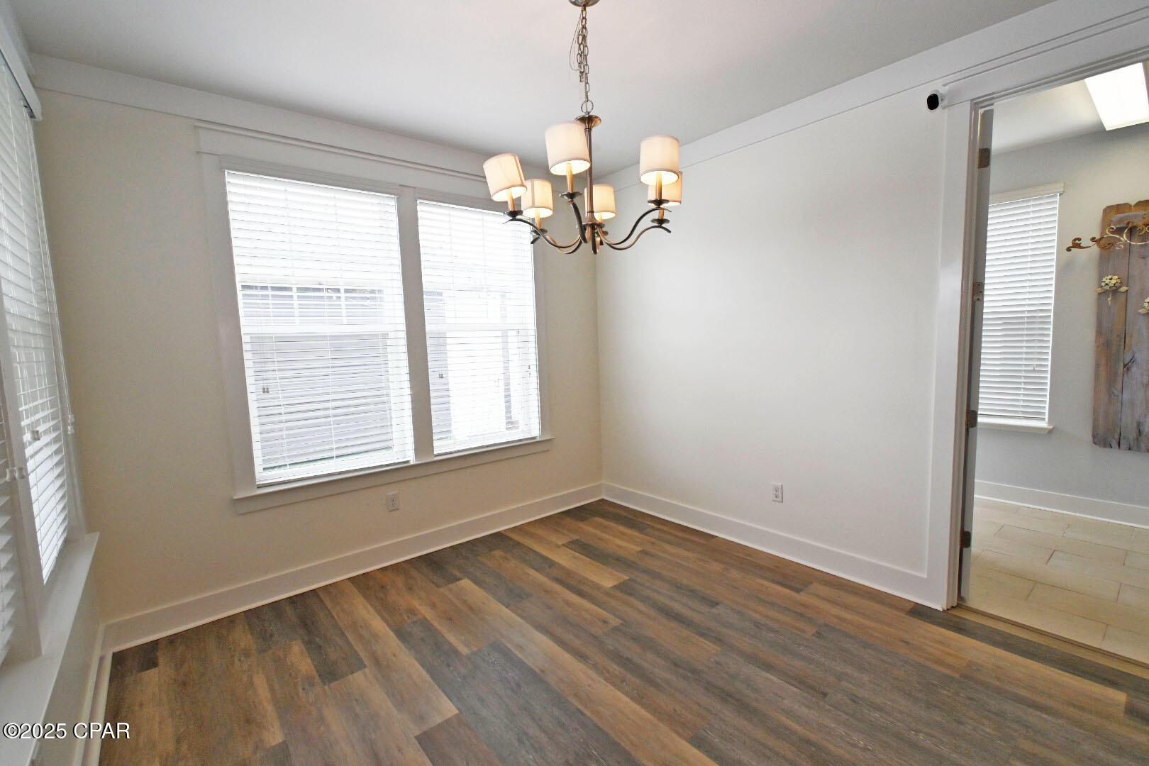 Image 11 For 3116 Veranda Avenue