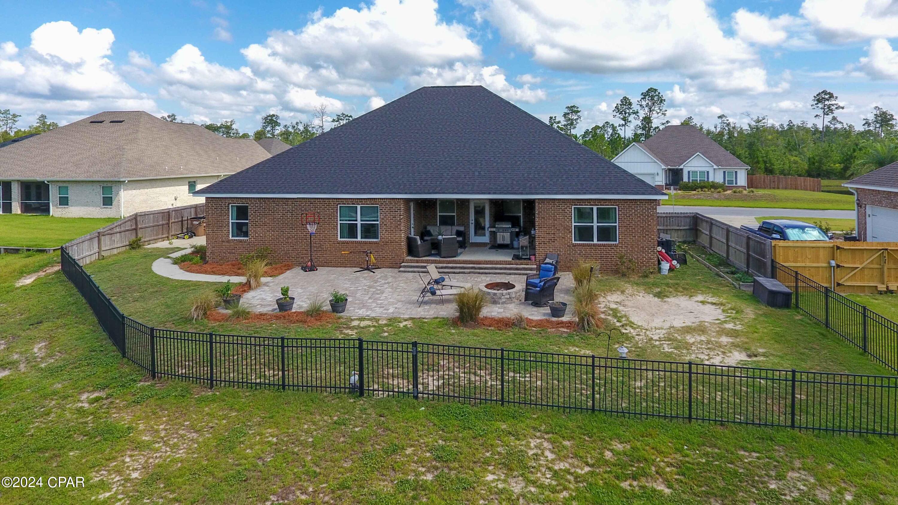 Image 7 For 49 Fedora Drive