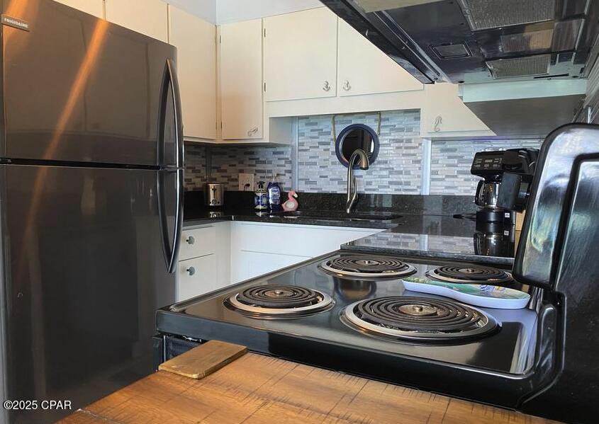 Image 12 For 8743 Thomas Drive 916