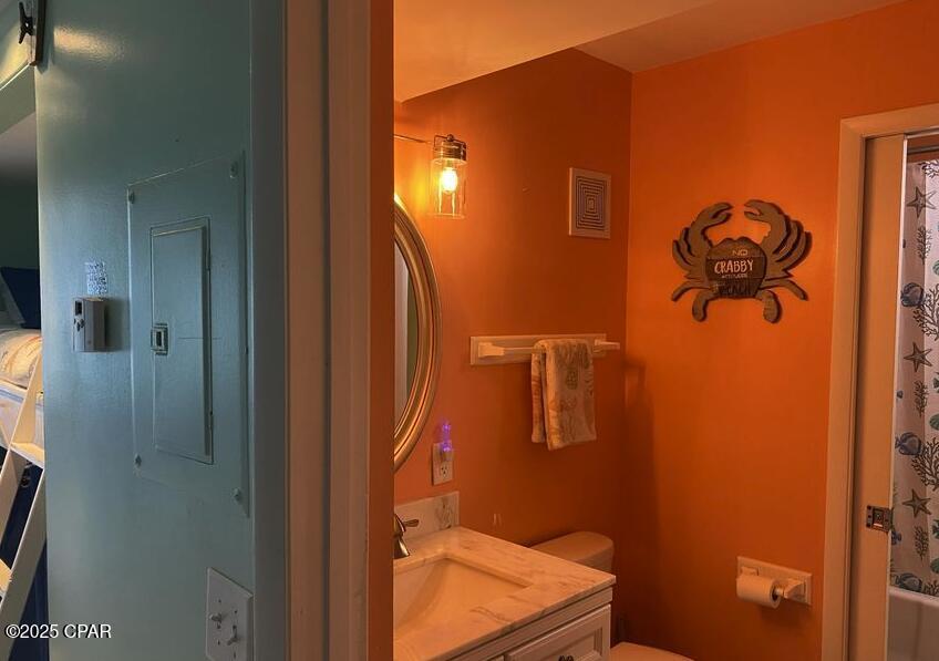 Image 22 For 8743 Thomas Drive 916