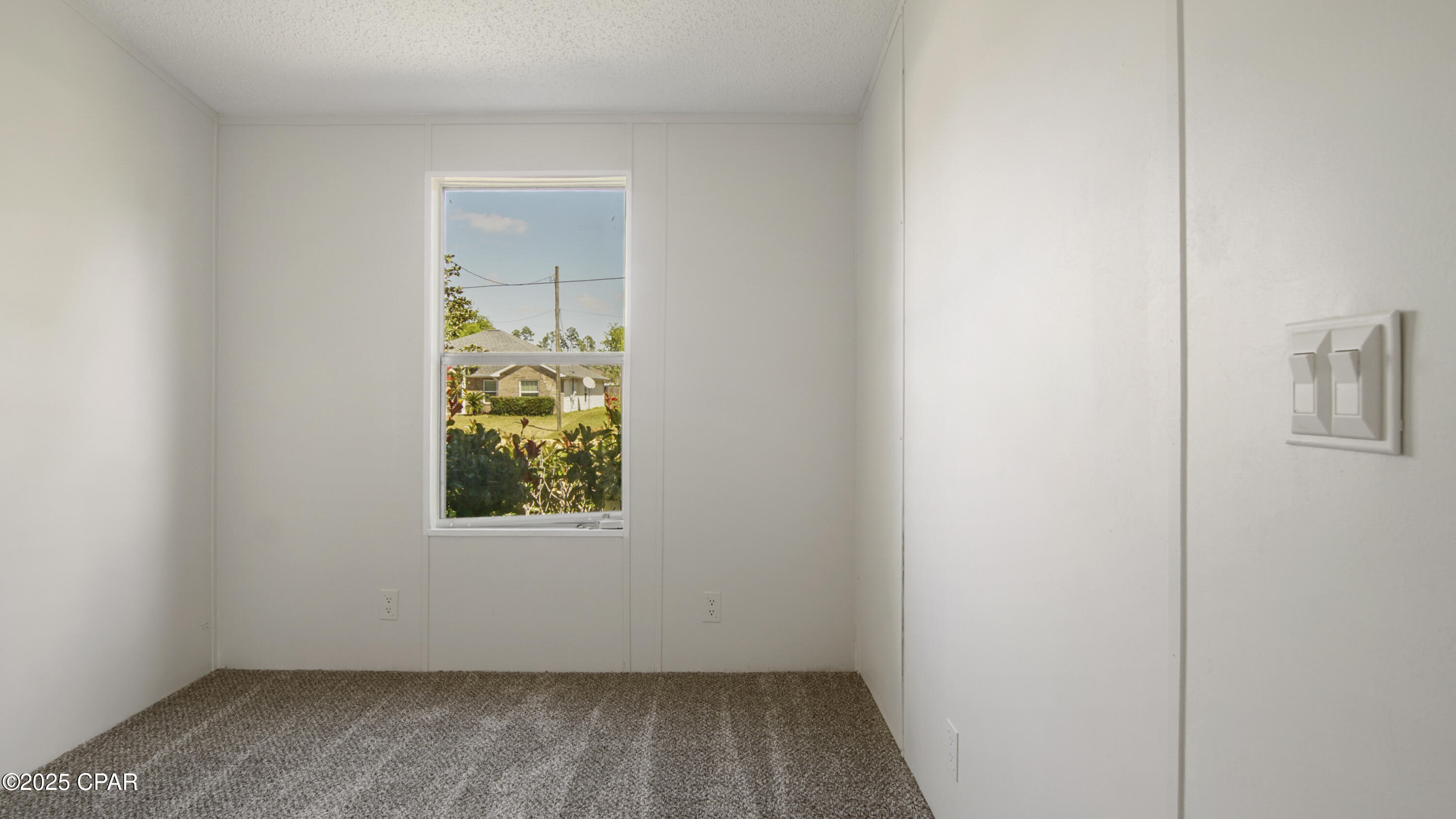 Image 20 For 7403 Talmadge Avenue