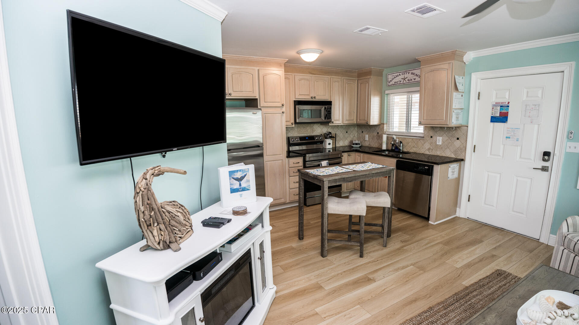 Image 10 For 17214 Front Beach Road B21