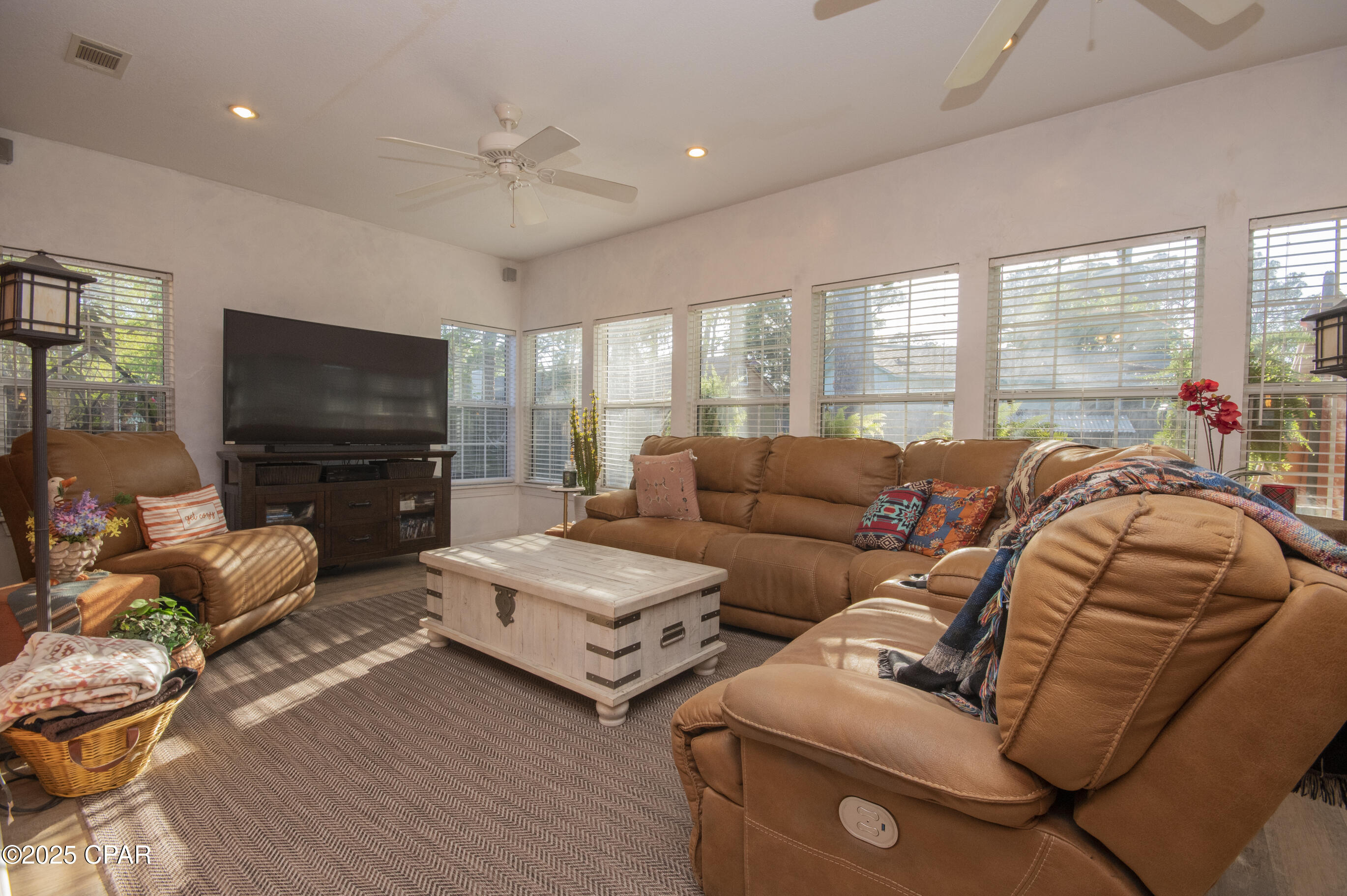914 Spruce Court, Fort Walton Beach, Florida image 16