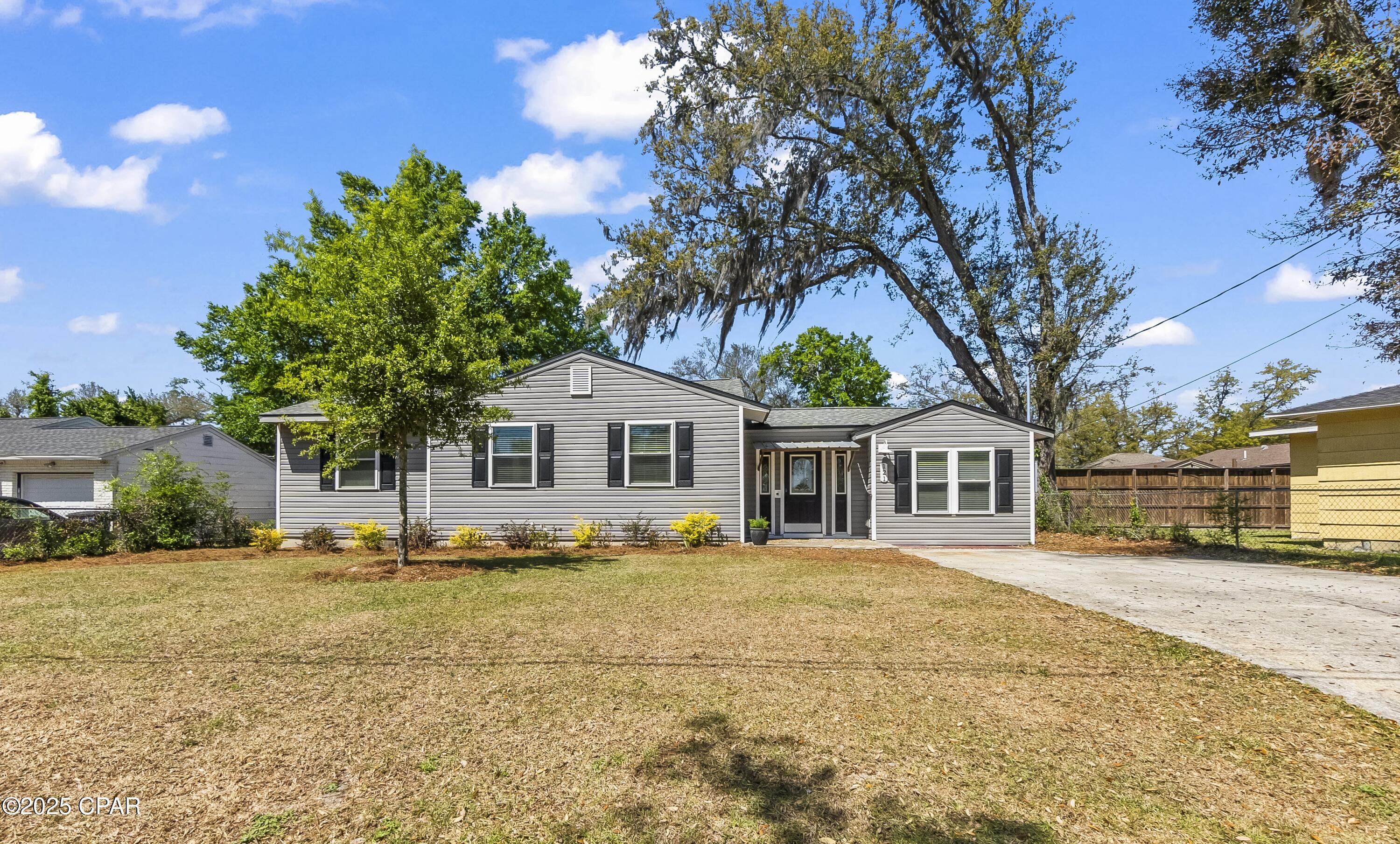 Image 1 For 121 Cove Lane
