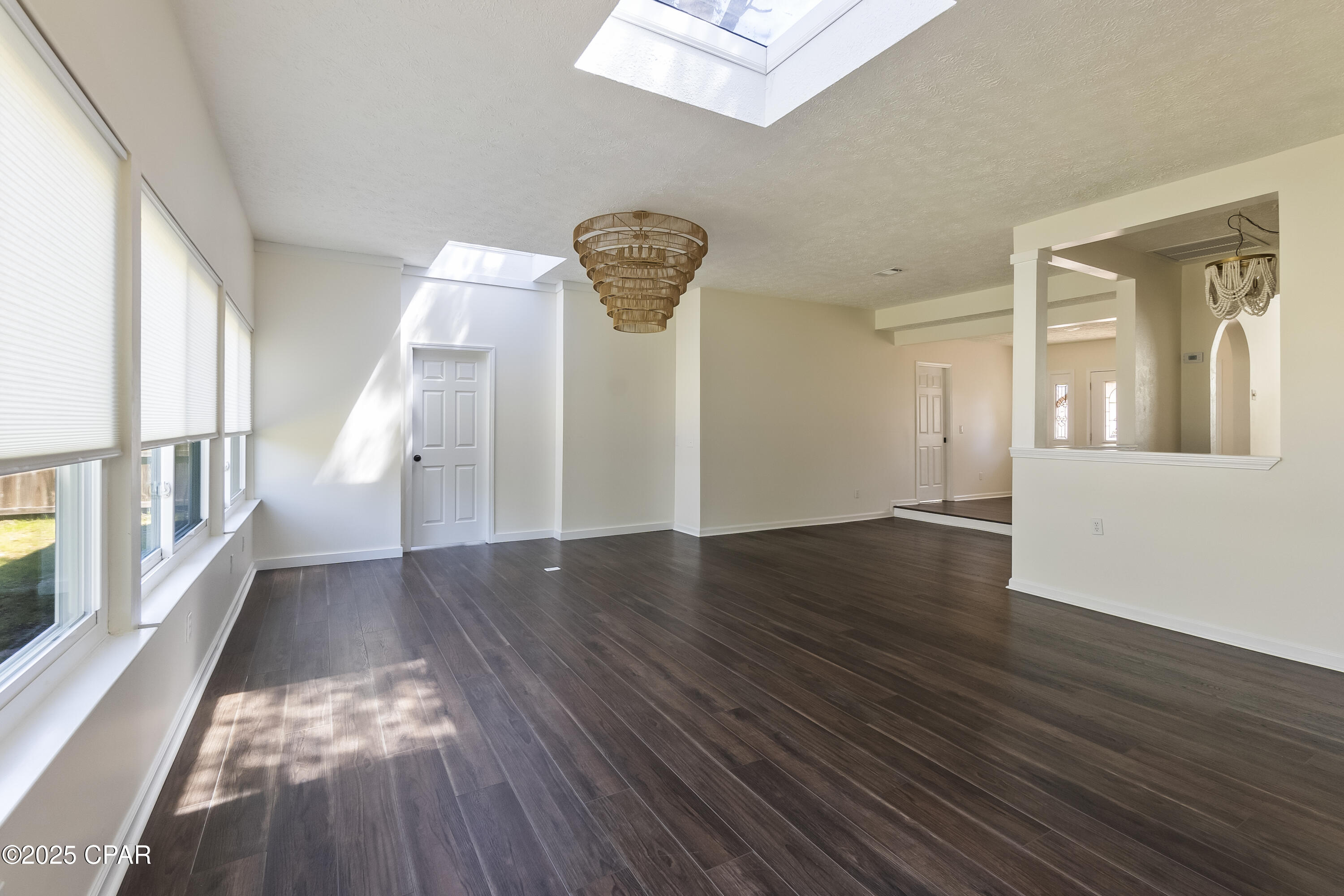 Image 12 For 121 Cove Lane