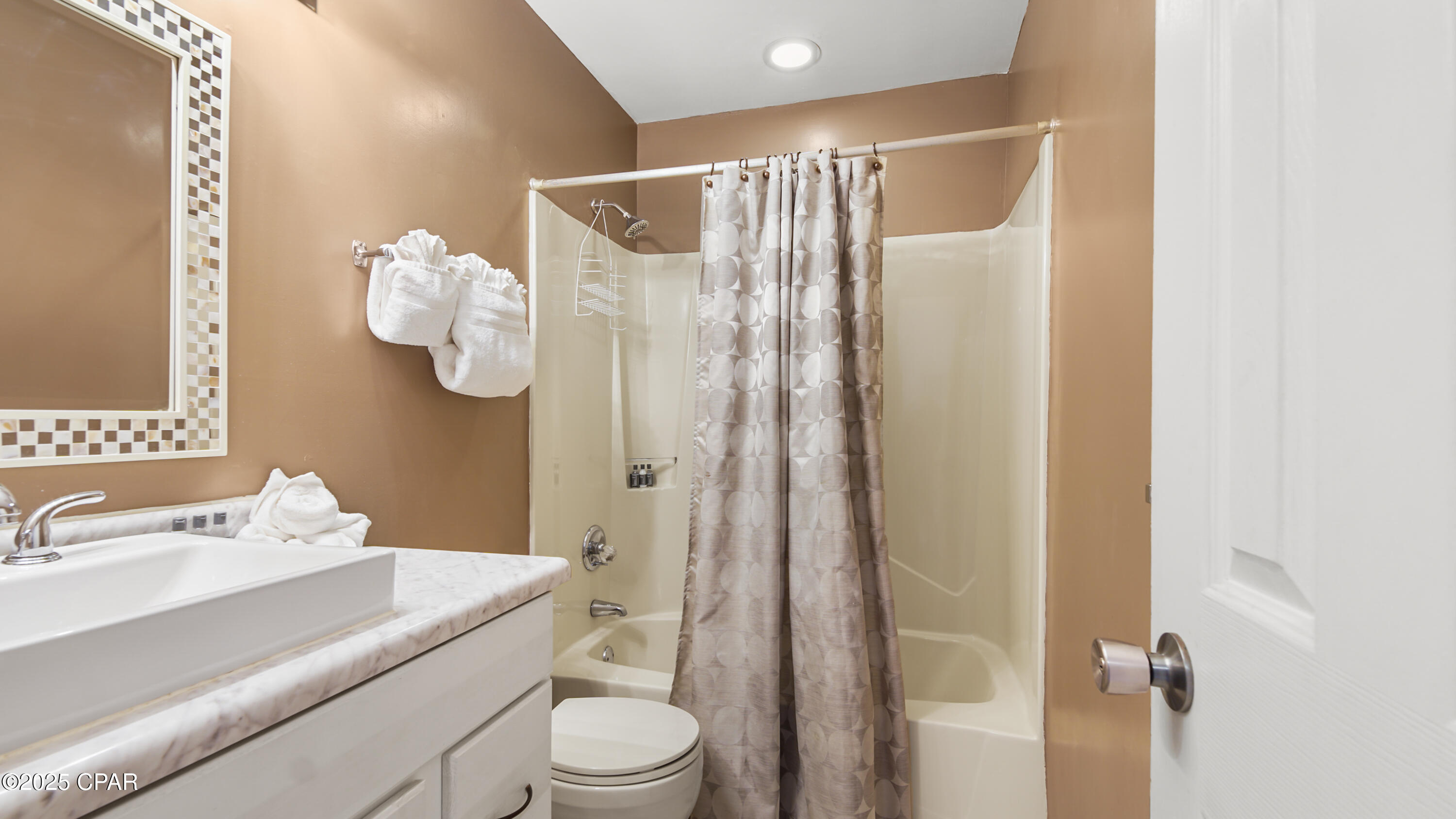 6829 Thomas Drive #409, Panama City, Florida image 11