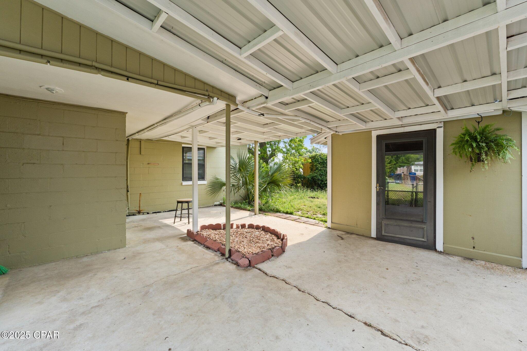 Image 15 For 1301 Oakland Drive